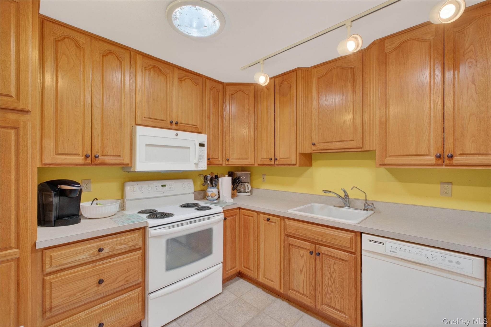 Single Family Marion Avenue Dutchess County, NY 12590, MLS-985986-9