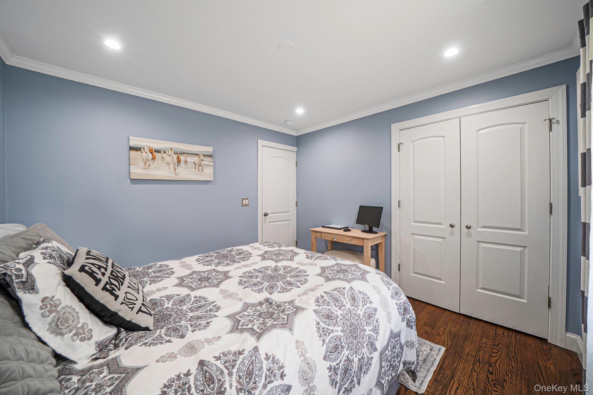 Single Family Moriches  Suffolk County, NY 11780, MLS-985987-19