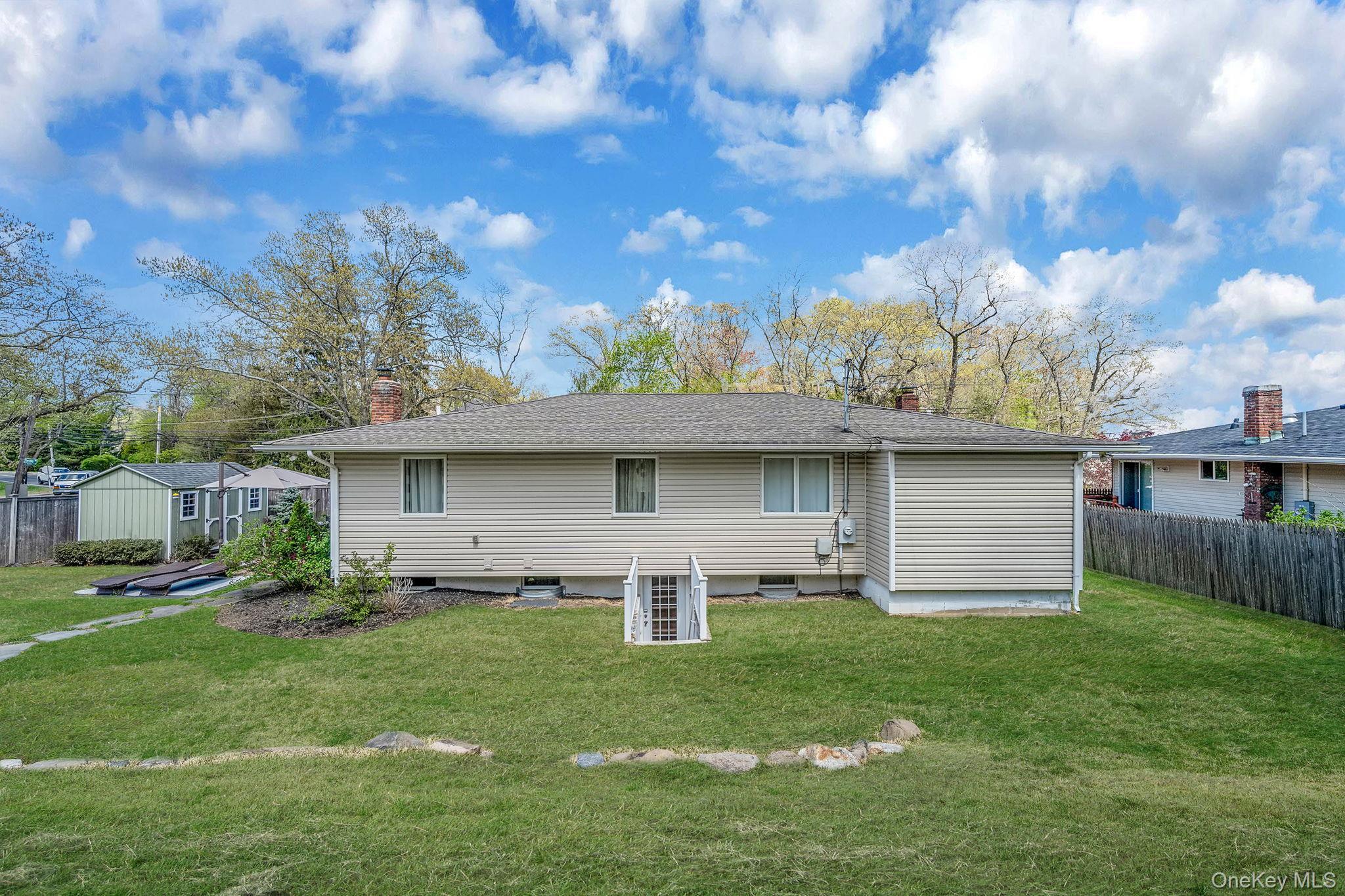 Single Family Moriches  Suffolk County, NY 11780, MLS-985987-40