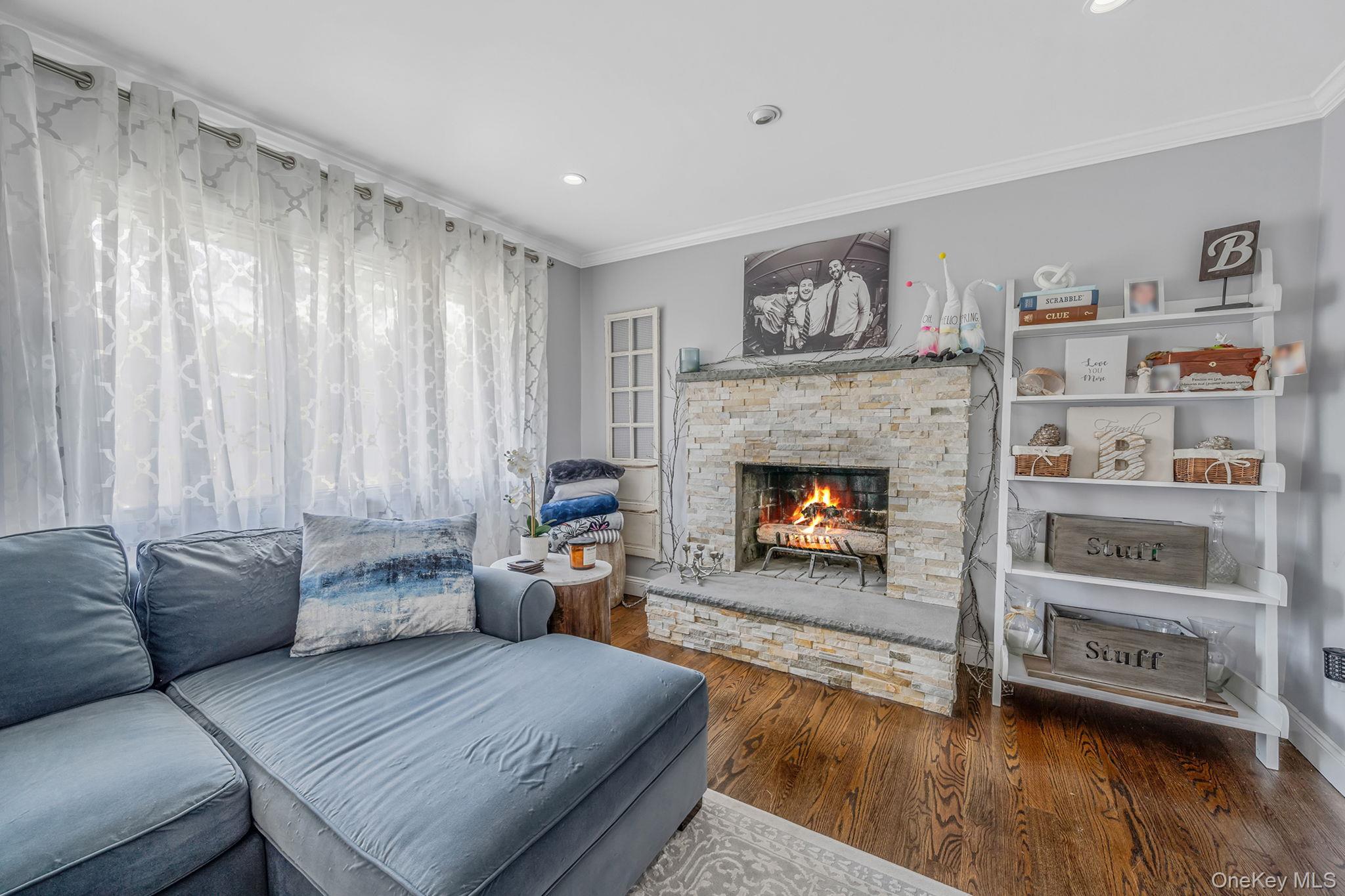 Single Family Moriches  Suffolk County, NY 11780, MLS-985987-5