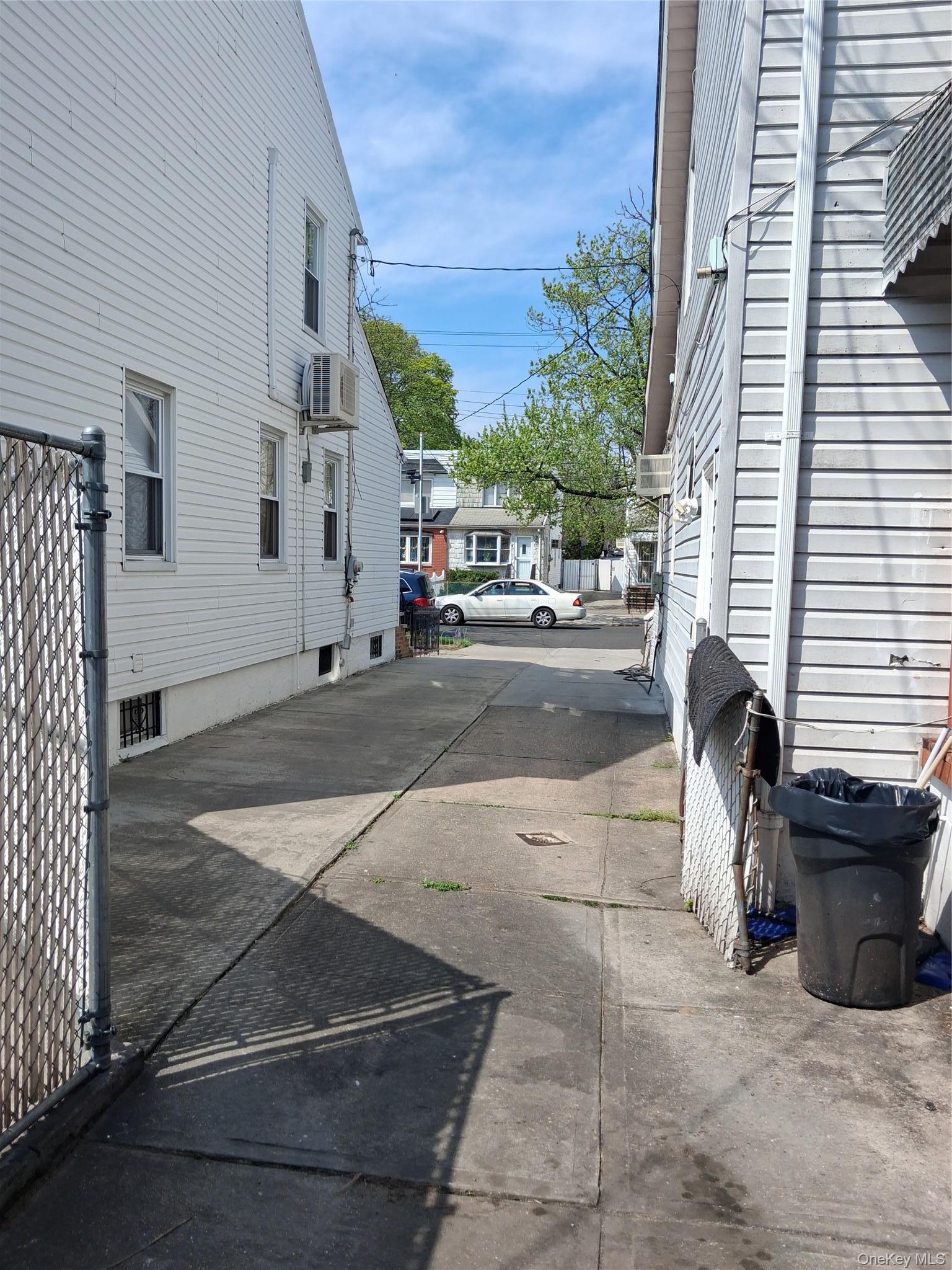 Single Family Avenue M  Brooklyn, NY 11234, MLS-985992-4