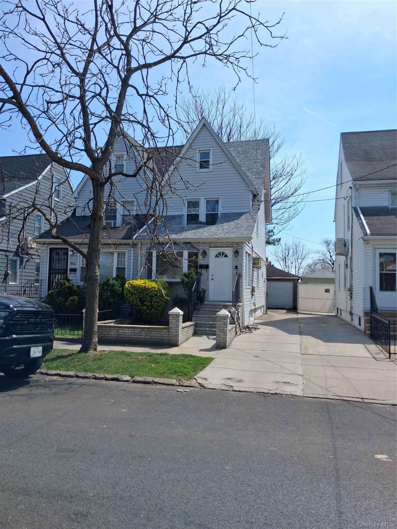 Single Family Avenue M  Brooklyn, NY 11234, MLS-985992-5