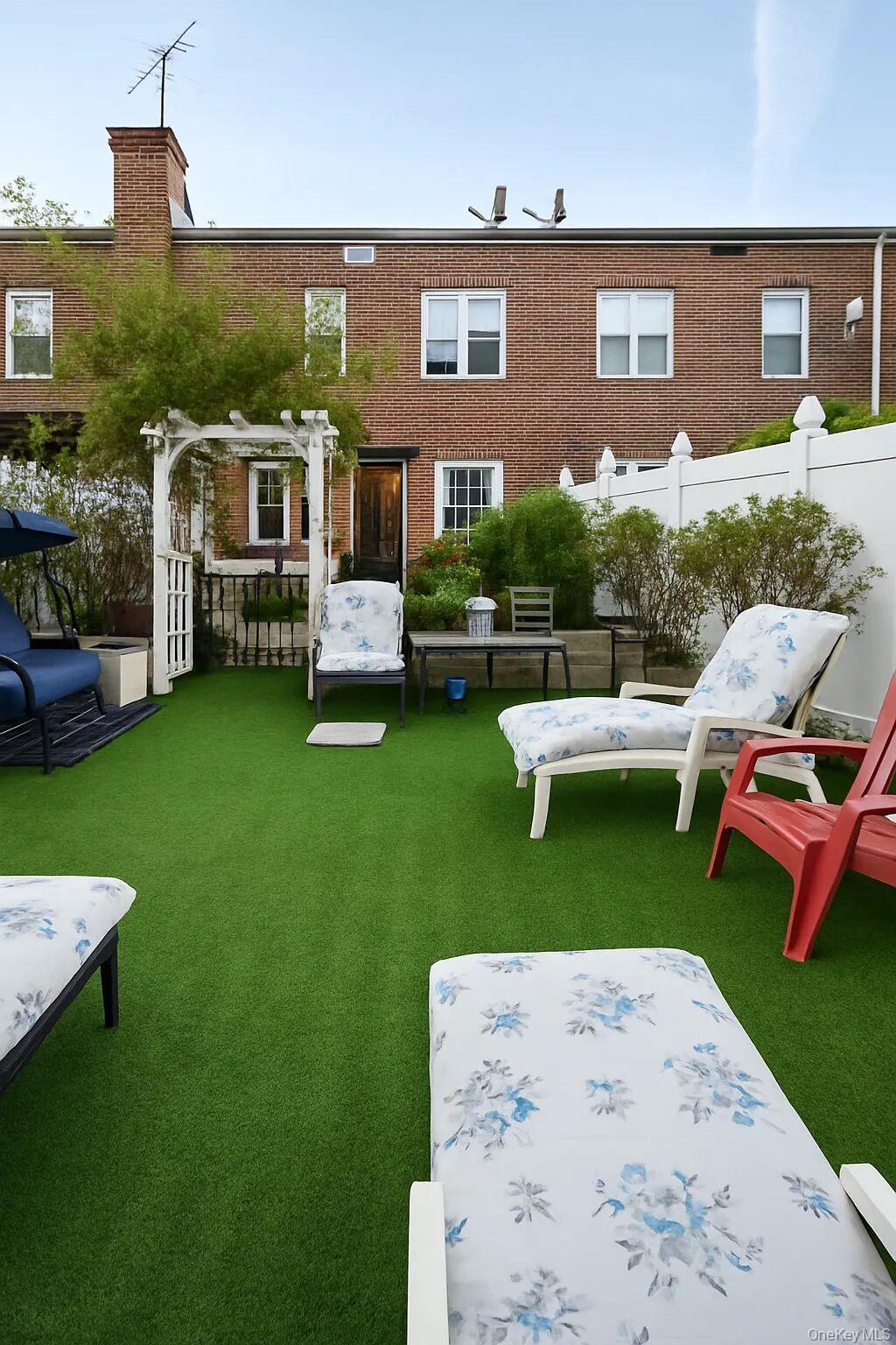 Single Family 91st Queens, NY 11421, MLS-985995-21