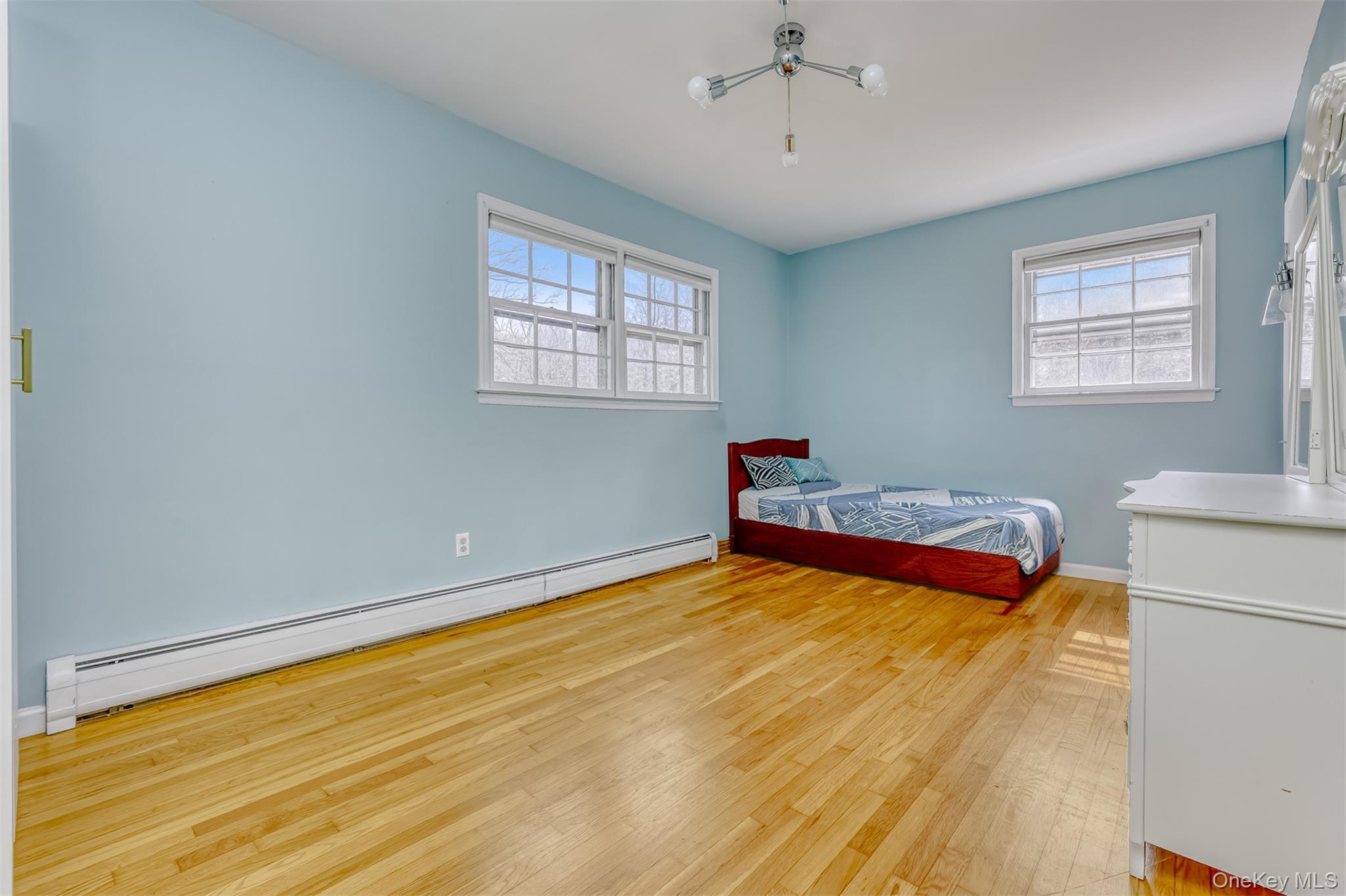 Single Family Cottage  Rockland County, NY 10901, MLS-985996-20