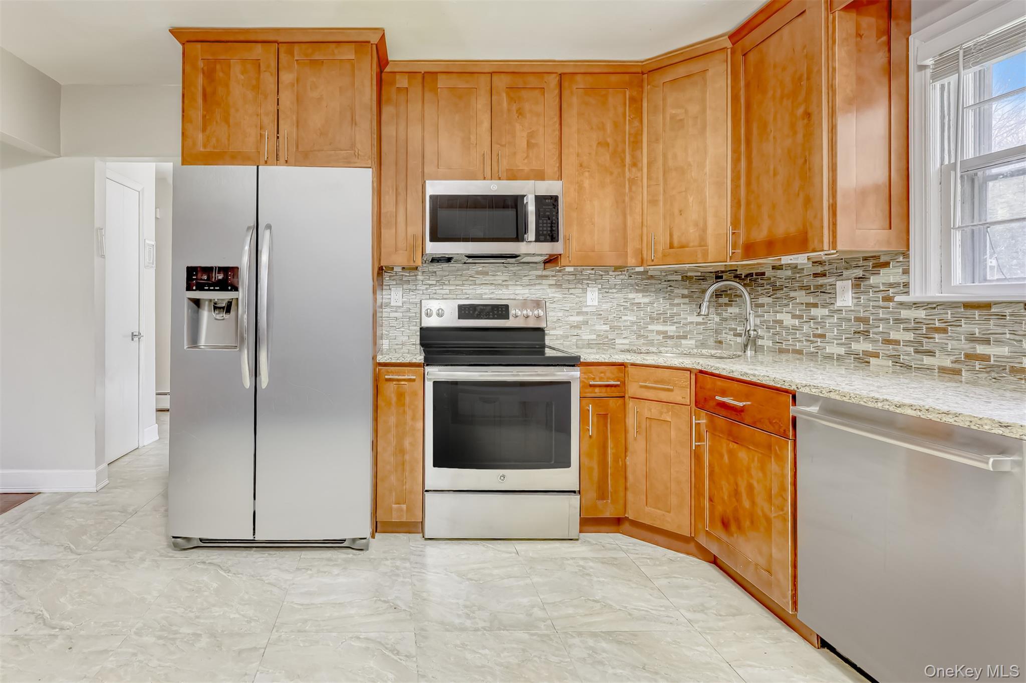 Single Family Cottage  Rockland County, NY 10901, MLS-985996-8