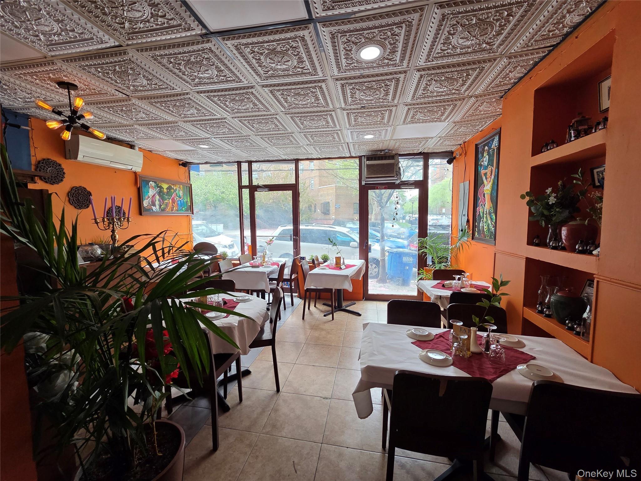 Commercial Lease Courtlandt  Bronx, NY 10451, MLS-986000-10