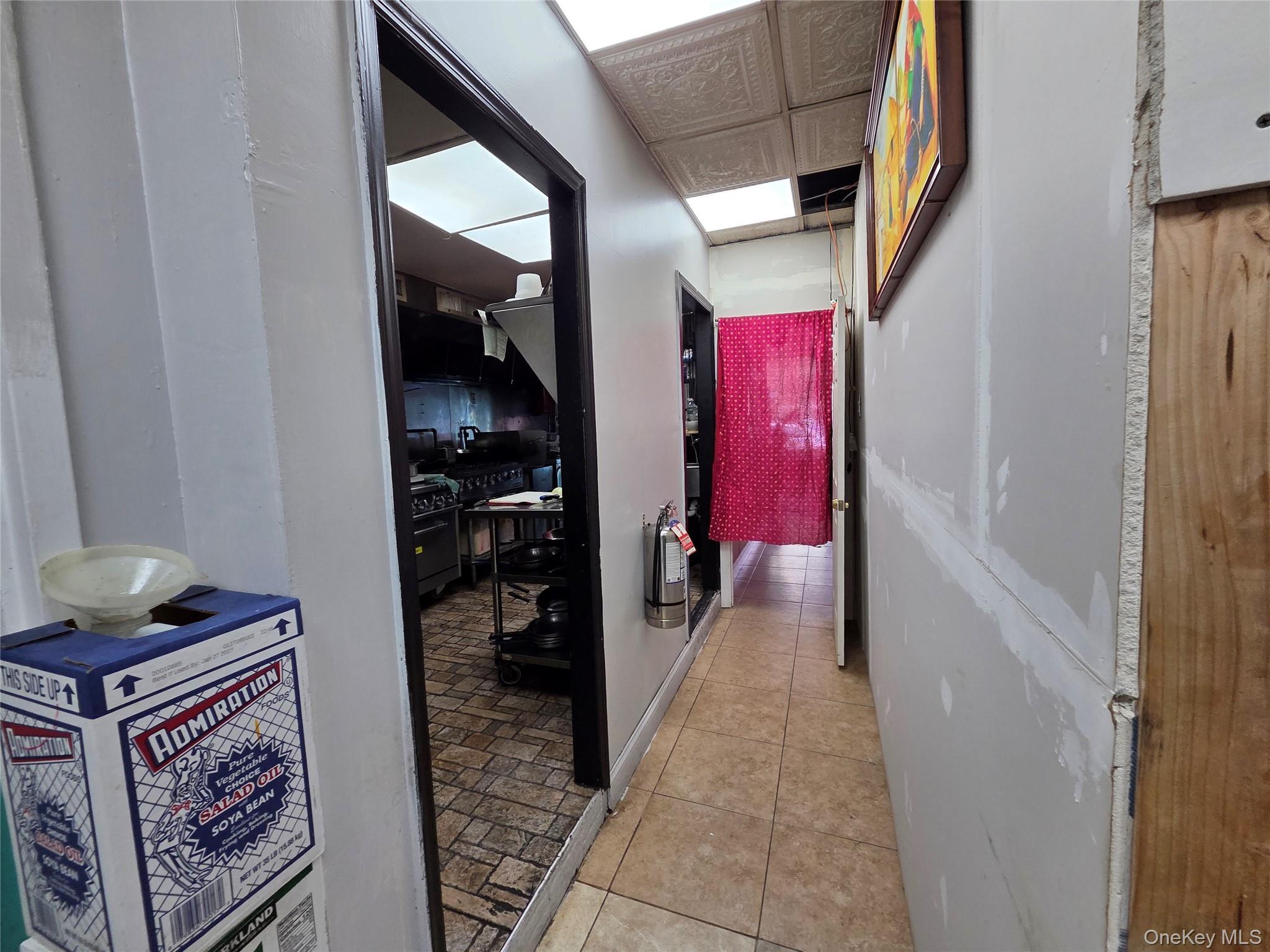 Commercial Lease Courtlandt Bronx, NY 10451, MLS-986000-8