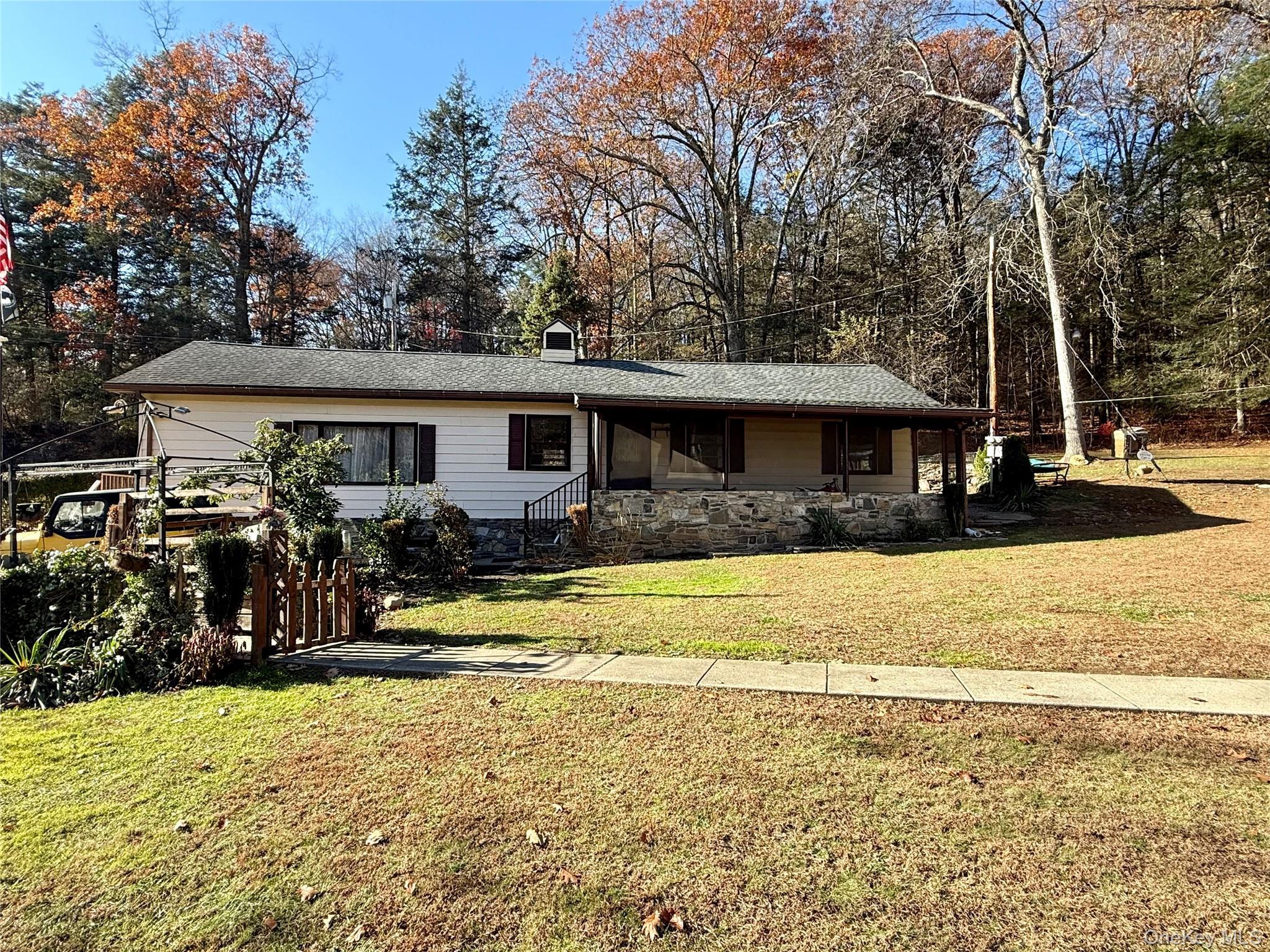 Single Family Glen  Dutchess County, NY 12522, MLS-986001-4