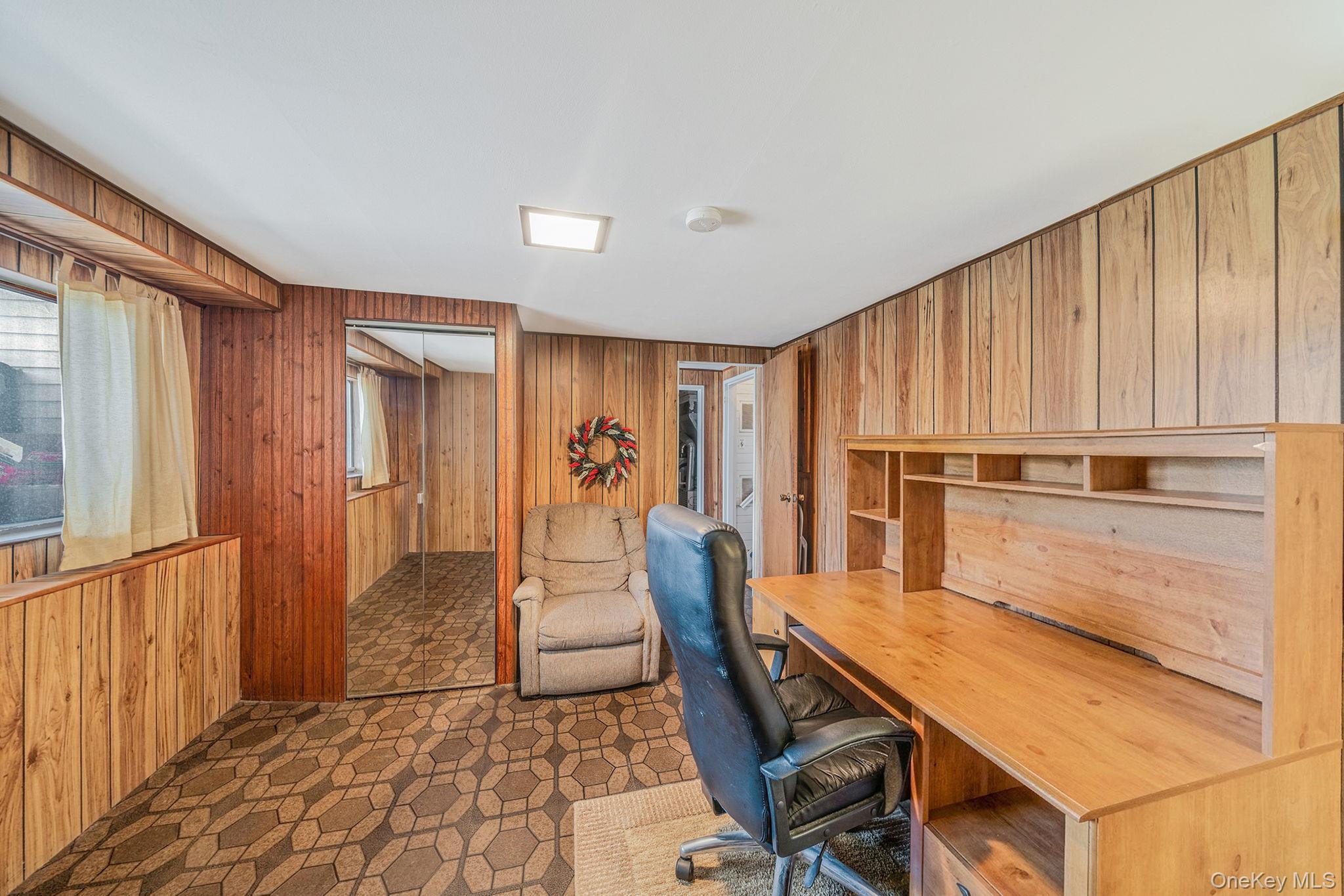 Single Family 17th  Suffolk County, NY 11729, MLS-986007-27