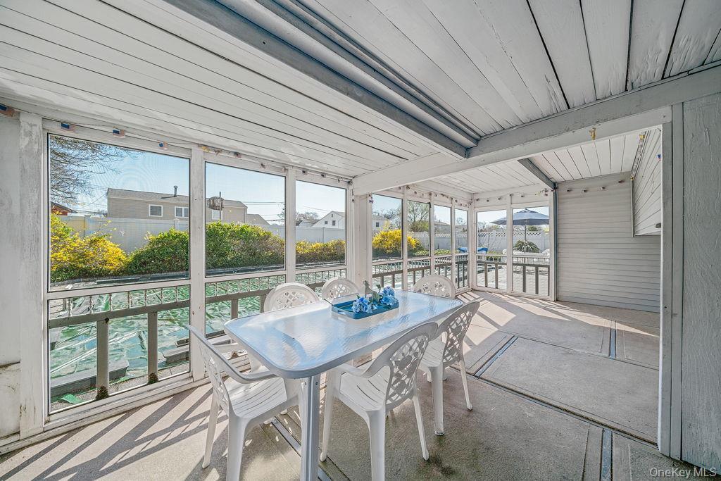 Single Family 17th  Suffolk County, NY 11729, MLS-986007-31