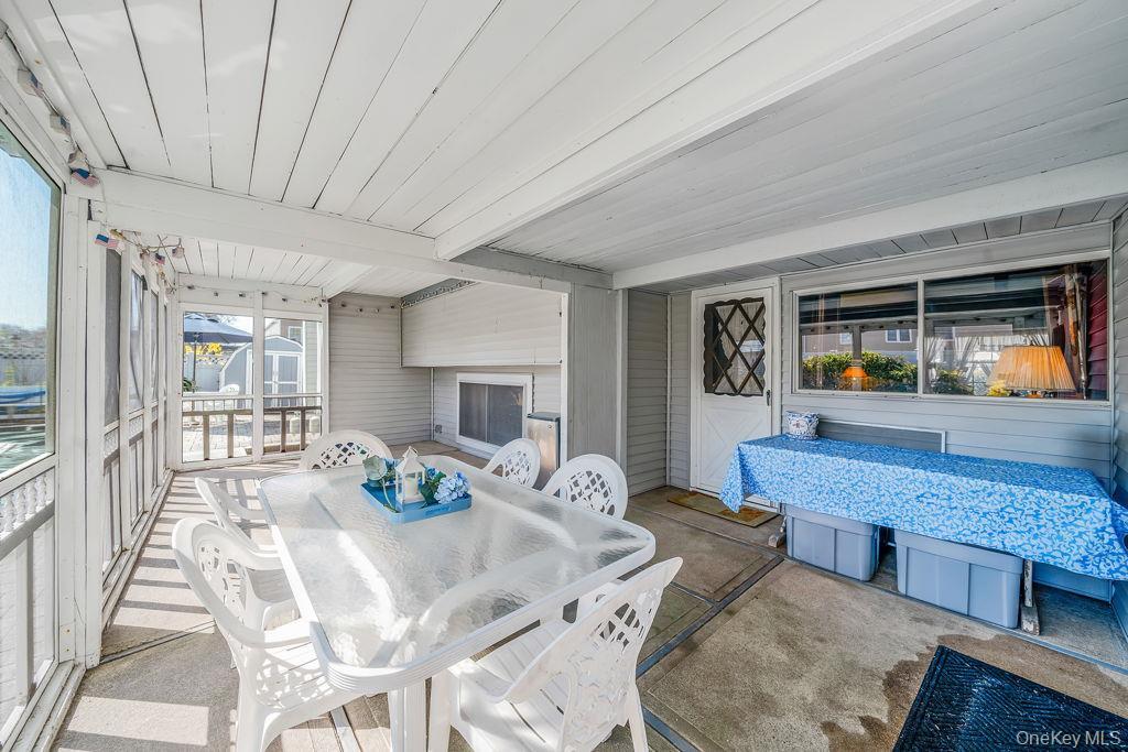 Single Family 17th  Suffolk County, NY 11729, MLS-986007-32