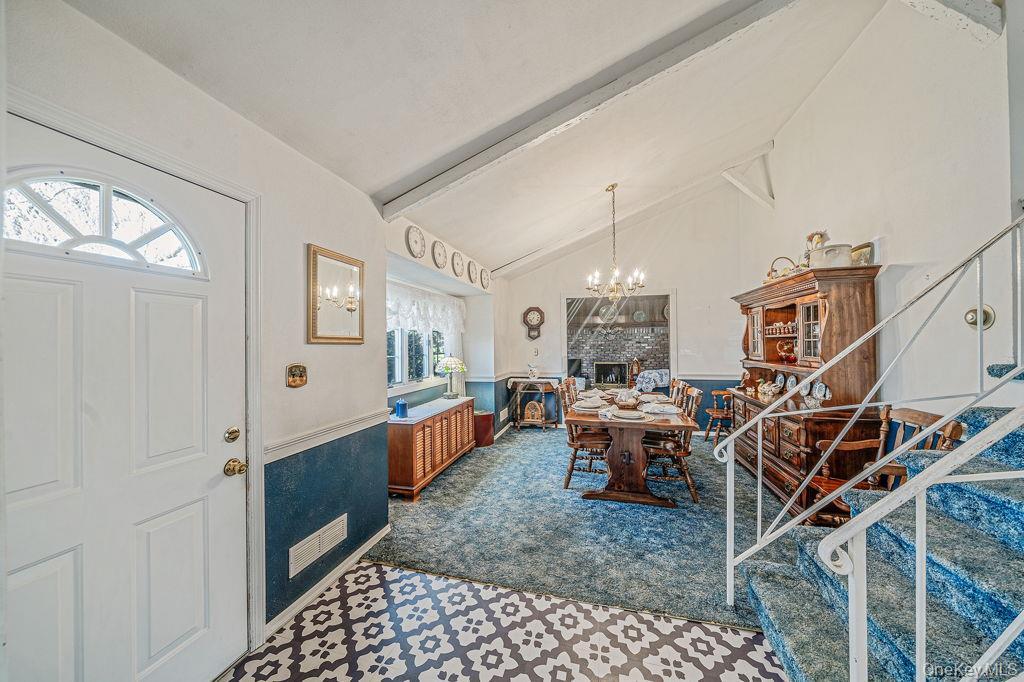 Single Family 17th  Suffolk County, NY 11729, MLS-986007-7