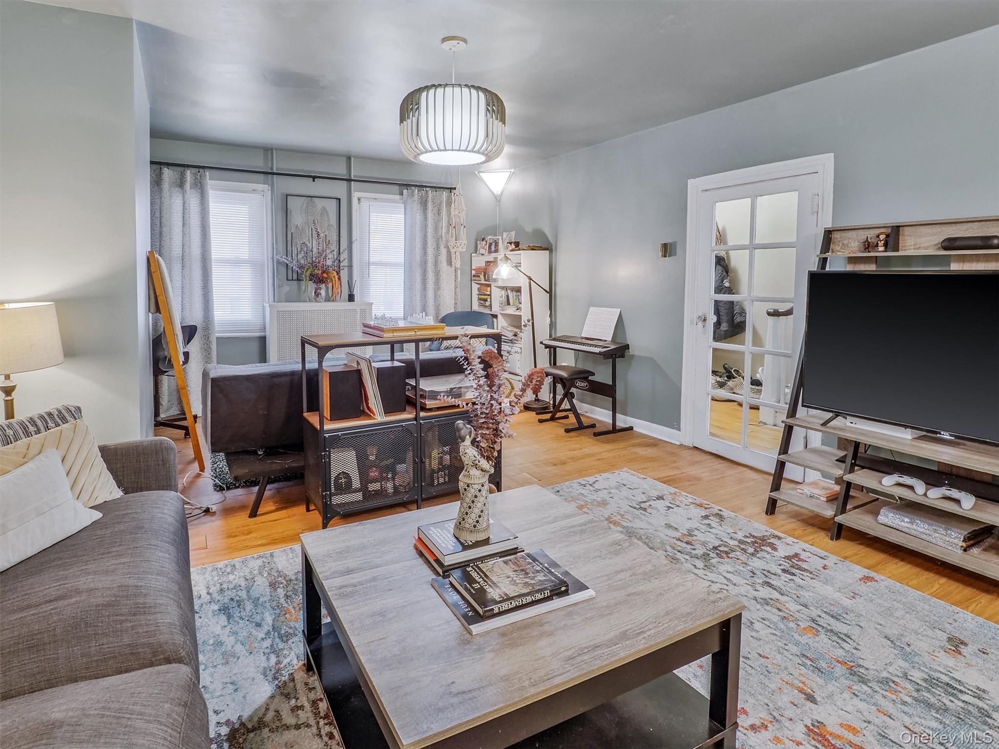 Single Family Harrison Staten Island, NY 10304, MLS-986022-3