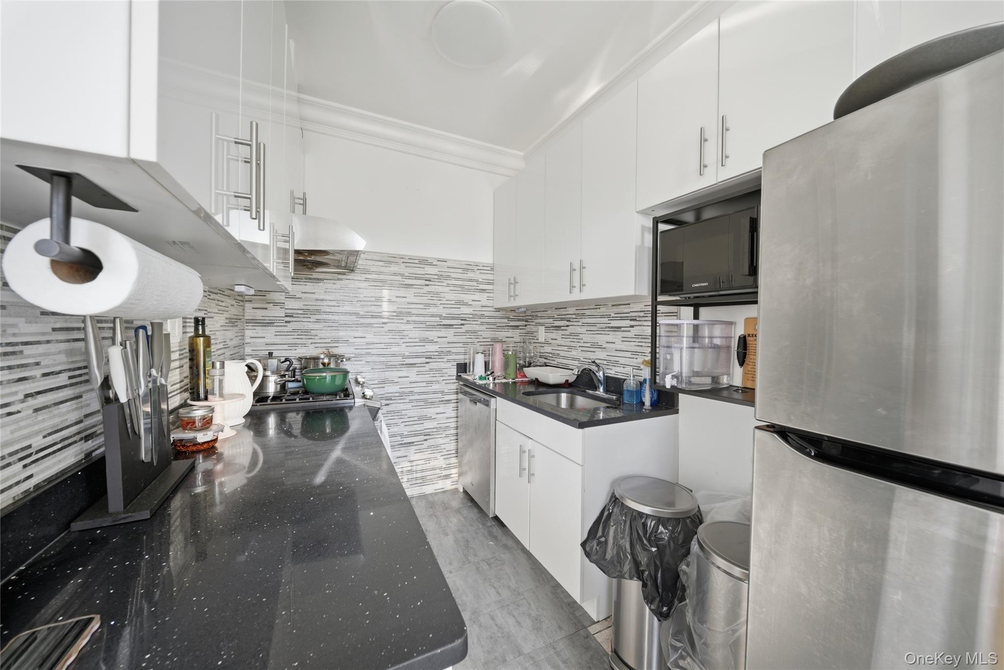 Single Family 14th Avenue Queens, NY 11357, MLS-986025-9