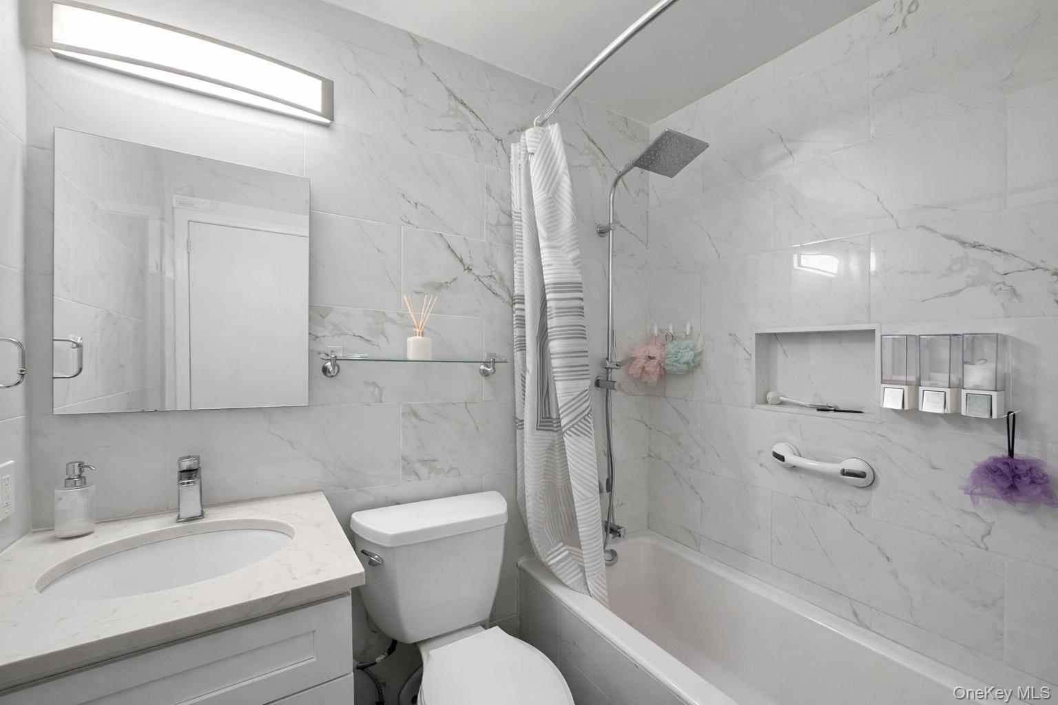 Condo Roosevelt  Queens, NY 11354, MLS-986033-10