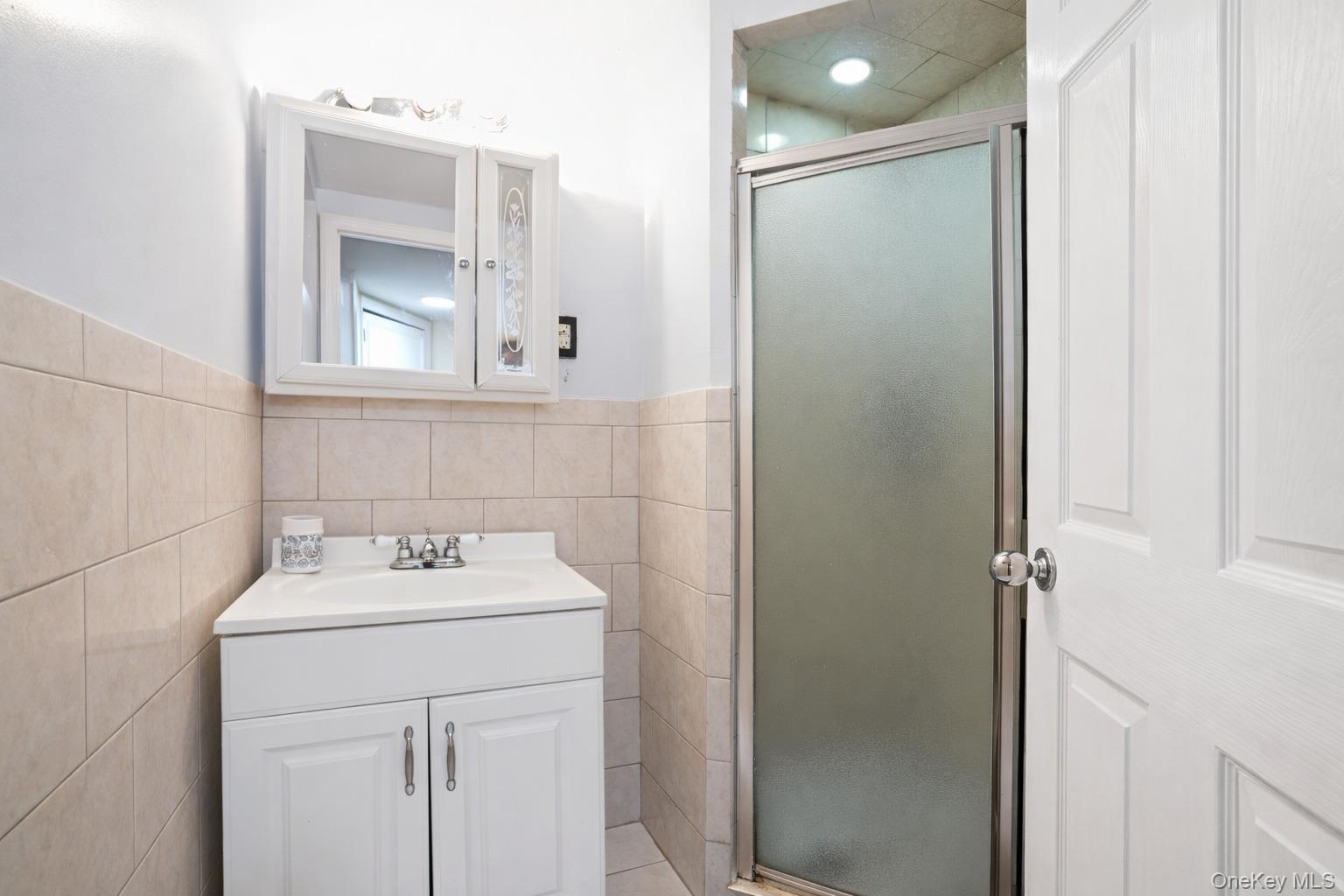 Single Family Fresh Pond Queens, NY 11378, MLS-986078-15