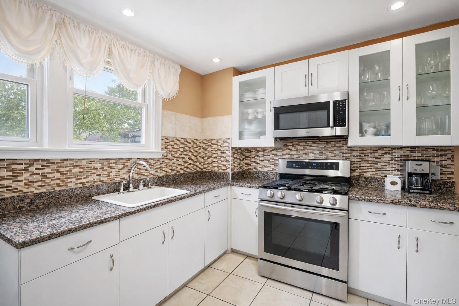 Single Family Fresh Pond Queens, NY 11378, MLS-986078-4