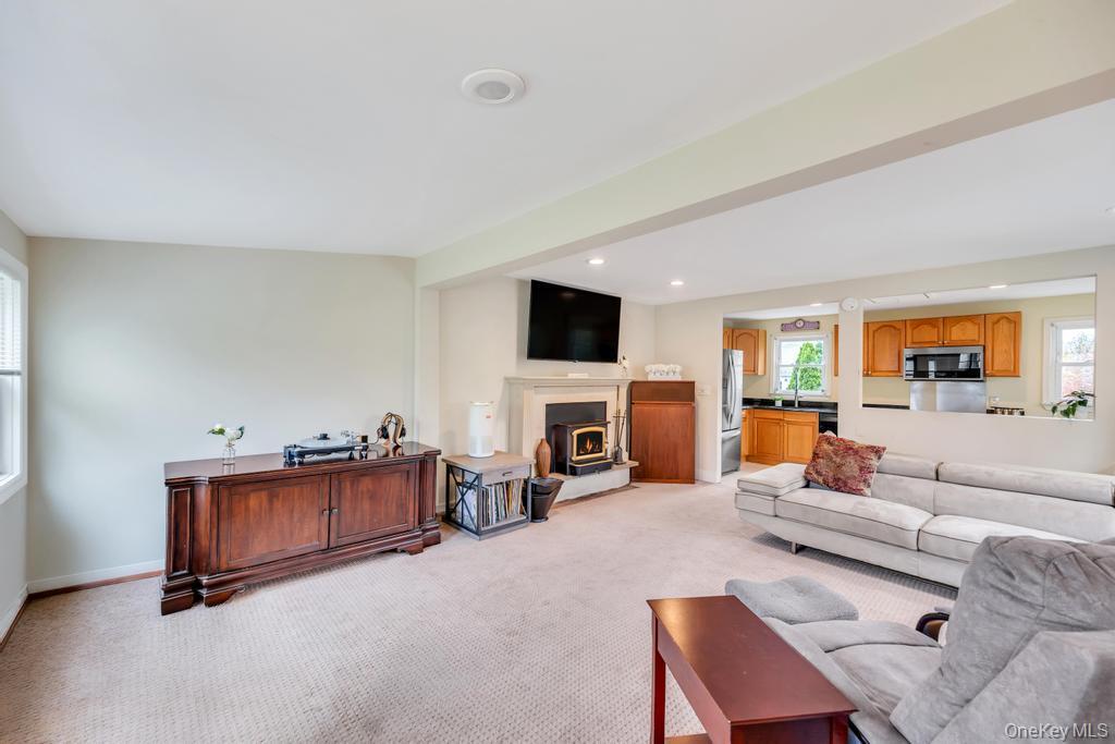 Single Family Cedar  Suffolk County, NY 11792, MLS-986087-10