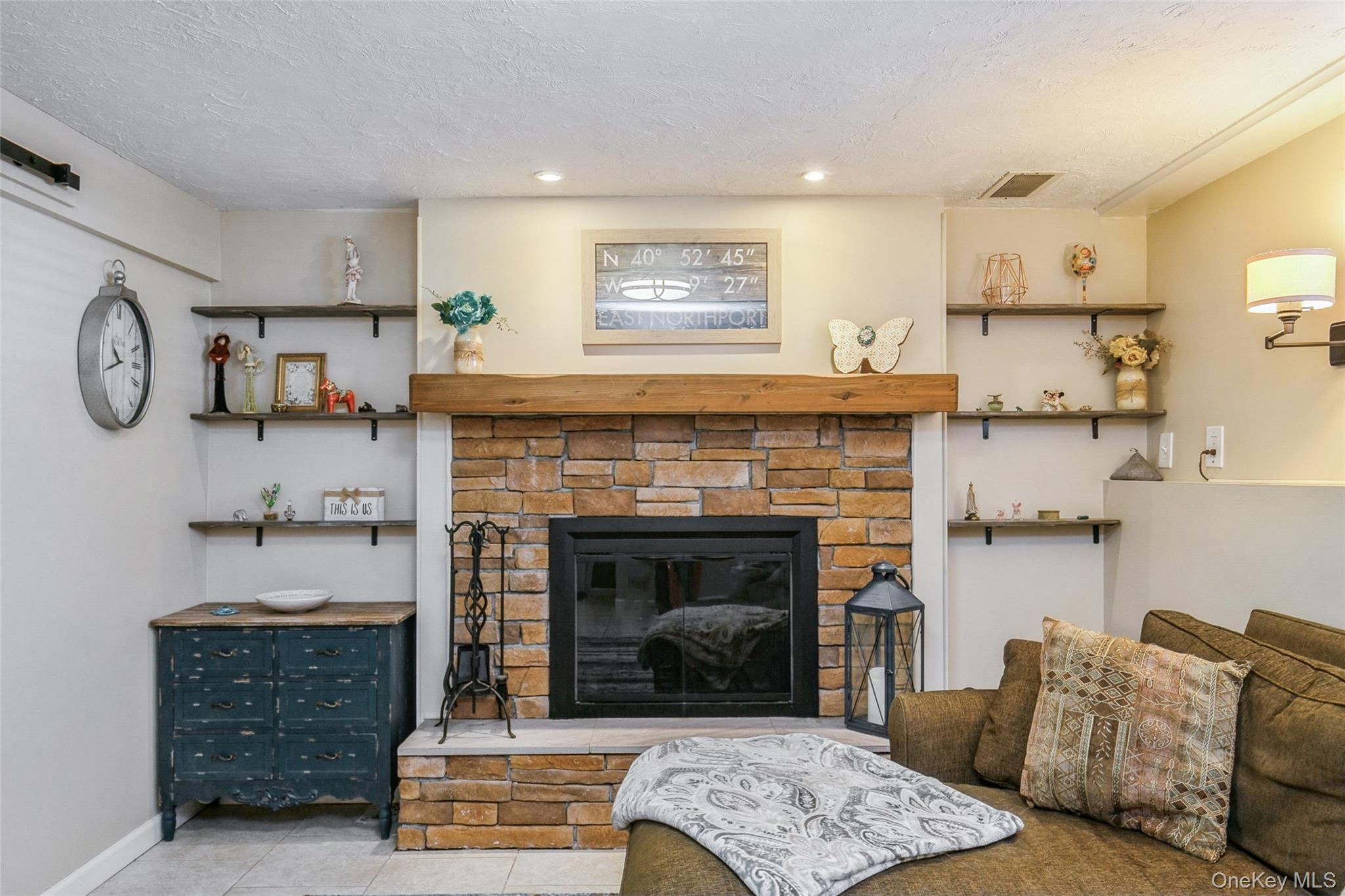 Single Family Ripley  Suffolk County, NY 11768, MLS-986095-23