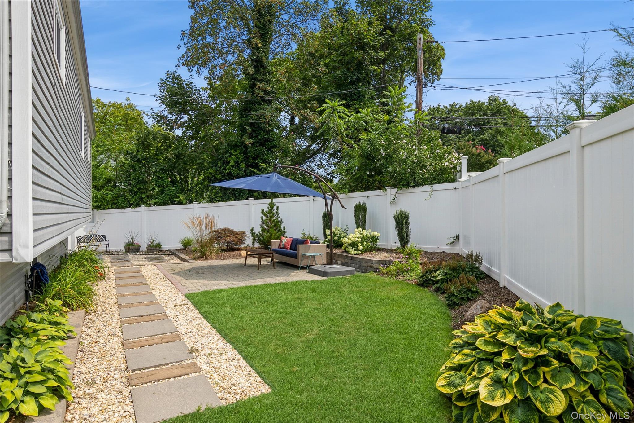 Single Family Ripley  Suffolk County, NY 11768, MLS-986095-32