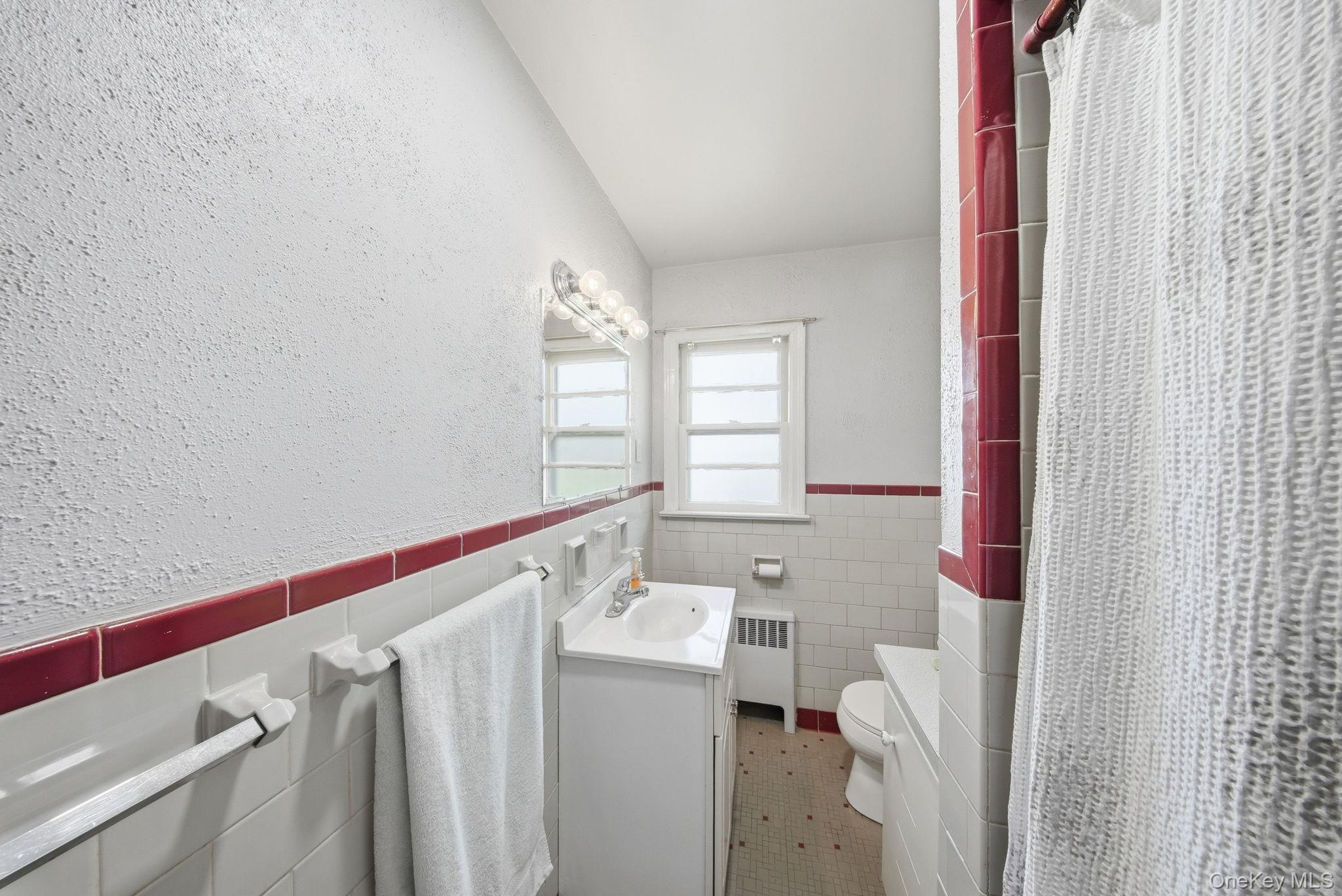 Single Family 5th  Orange County, NY 12550, MLS-986100-21