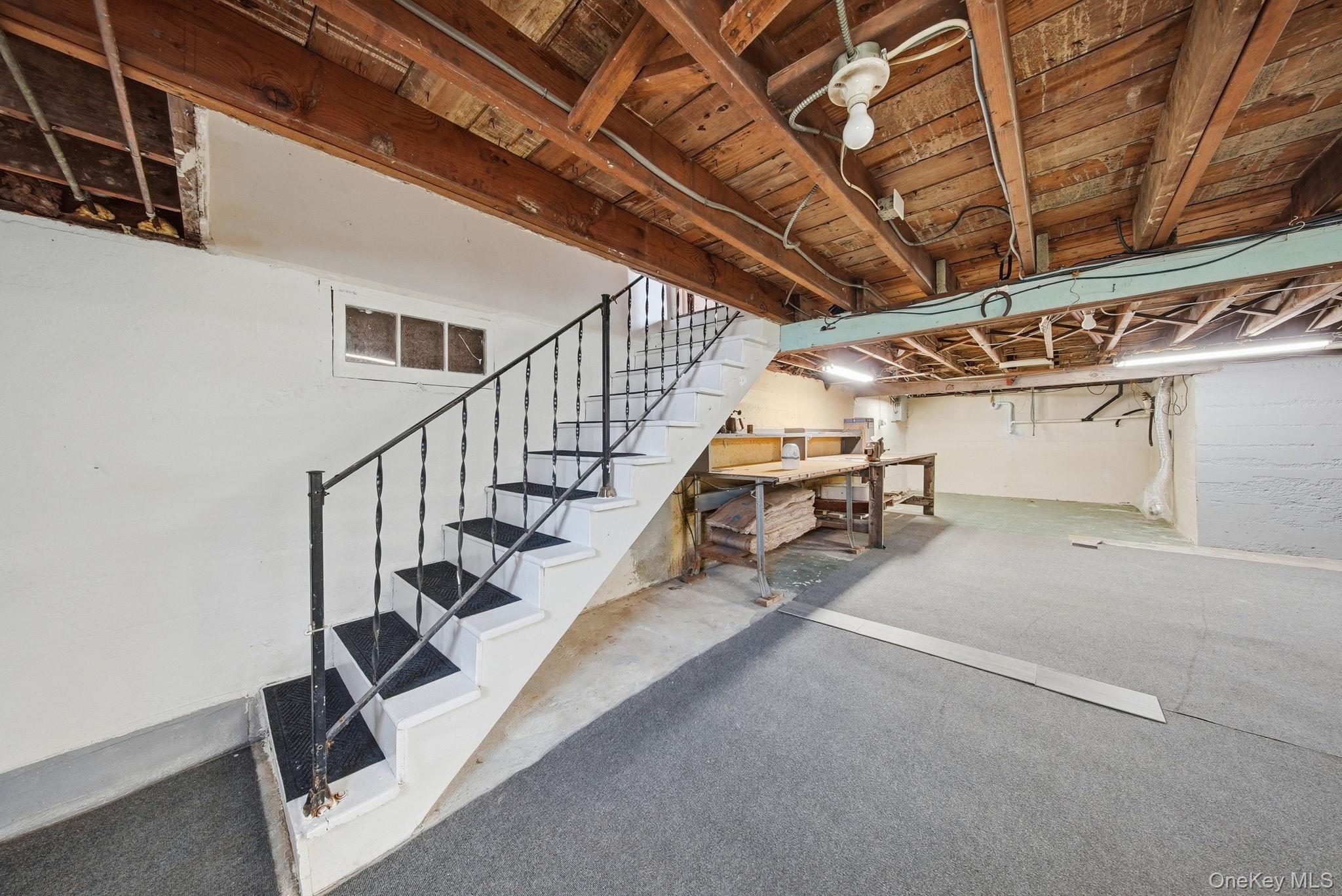 Single Family 5th  Orange County, NY 12550, MLS-986100-25