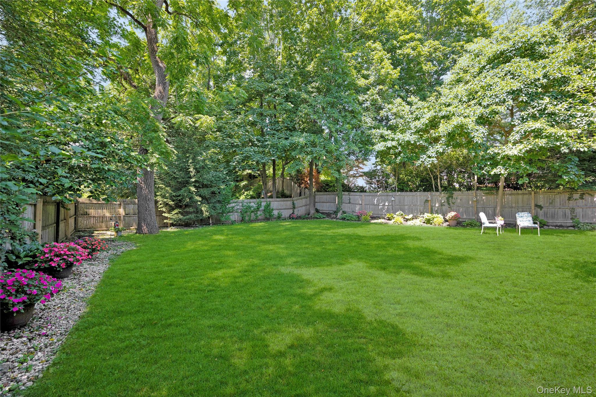 Single Family Margaret  Suffolk County, NY 11743, MLS-986101-27