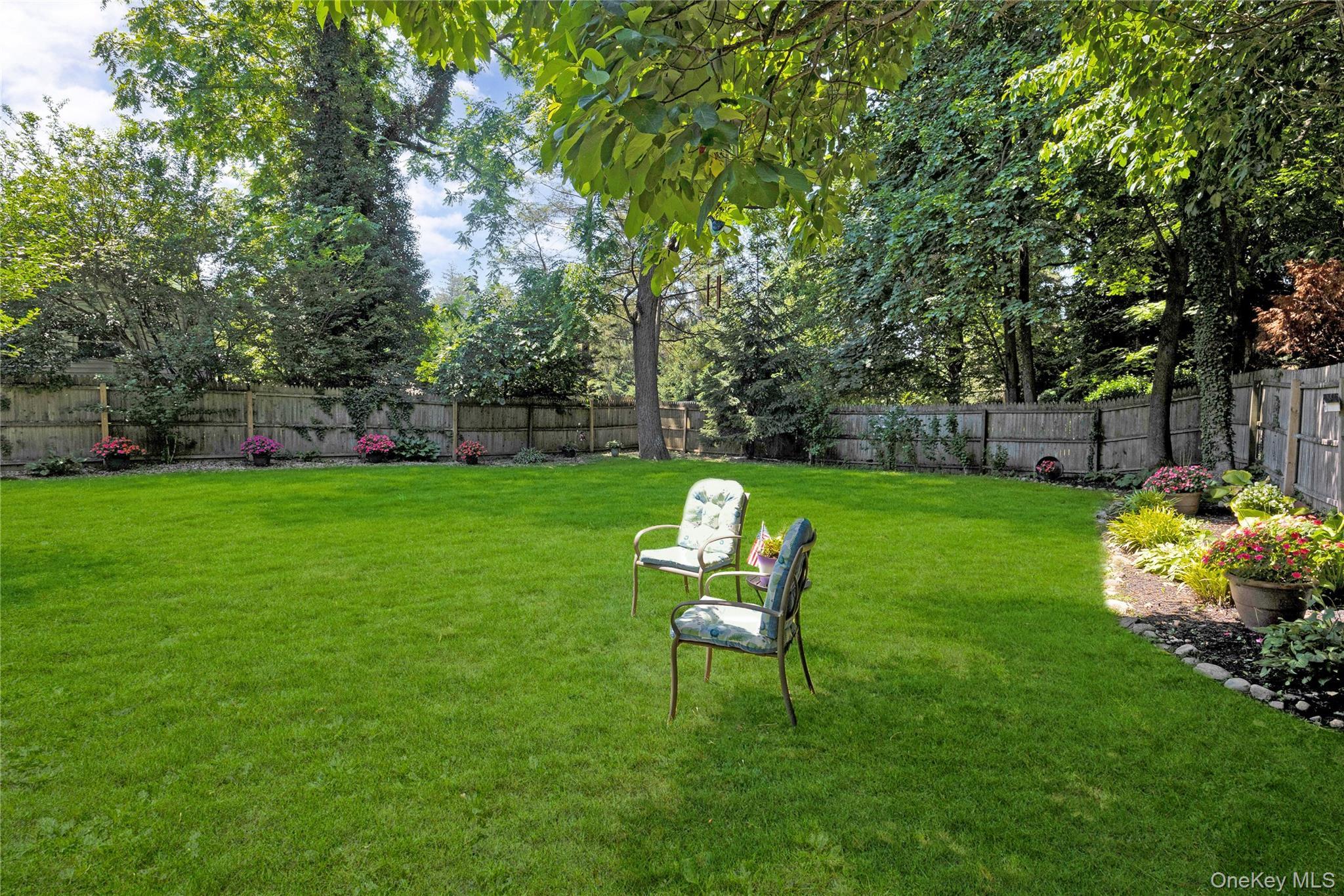 Single Family Margaret  Suffolk County, NY 11743, MLS-986101-28