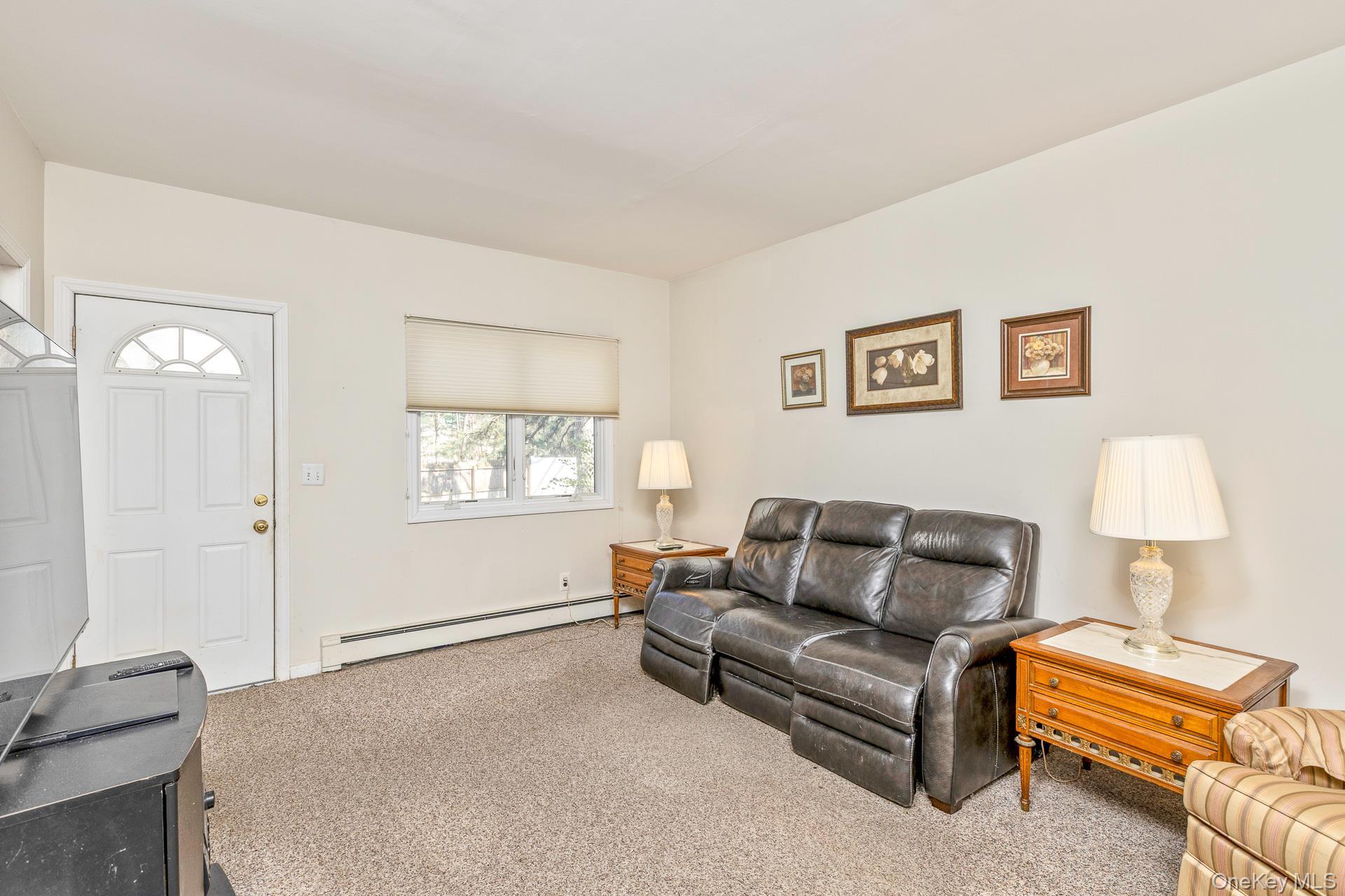 Single Family Krispin  Suffolk County, NY 11733, MLS-986107-11