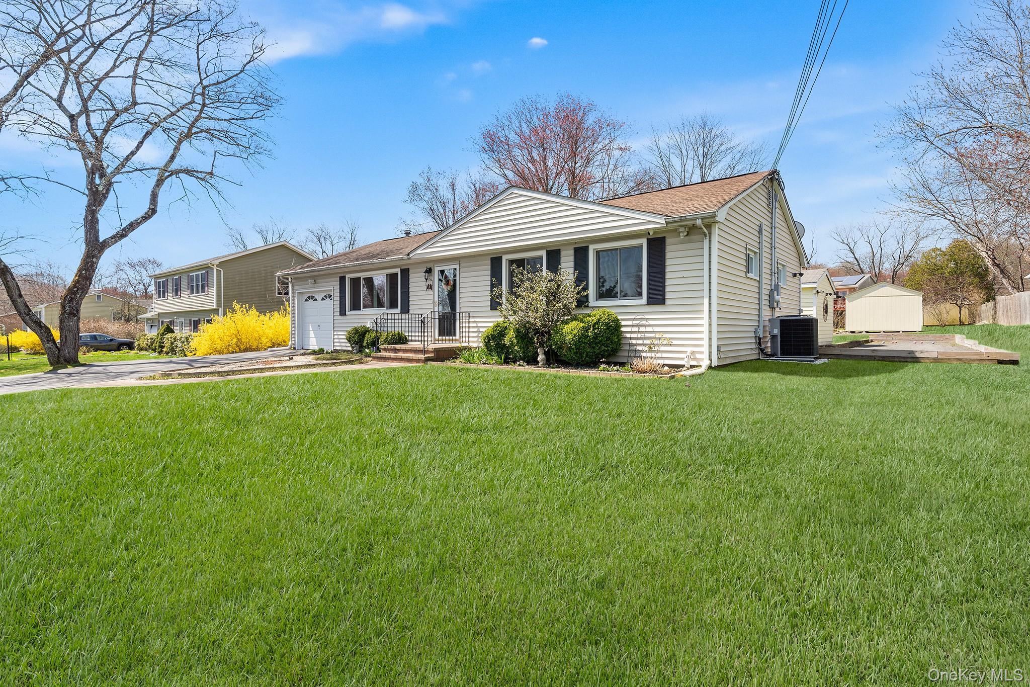 Single Family Flanders  Westchester County, NY 10598, MLS-986119-2