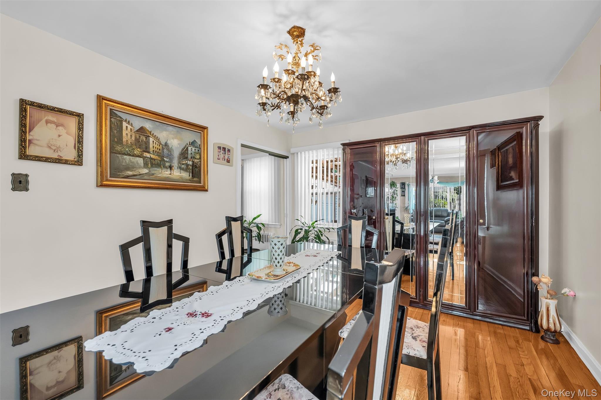 Single Family Harding  Nassau County, NY 11552, MLS-986123-17