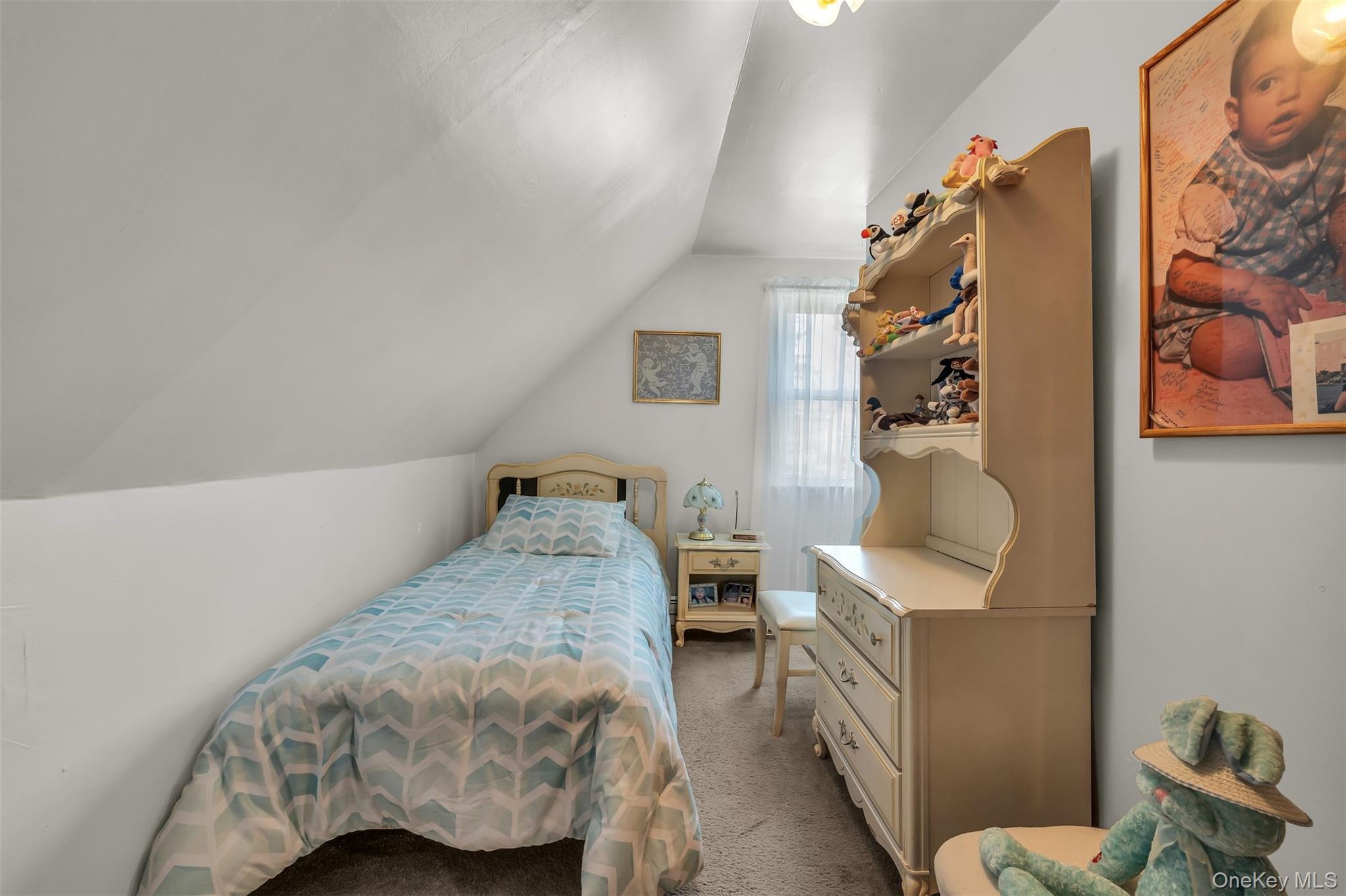 Single Family Harding  Nassau County, NY 11552, MLS-986123-27