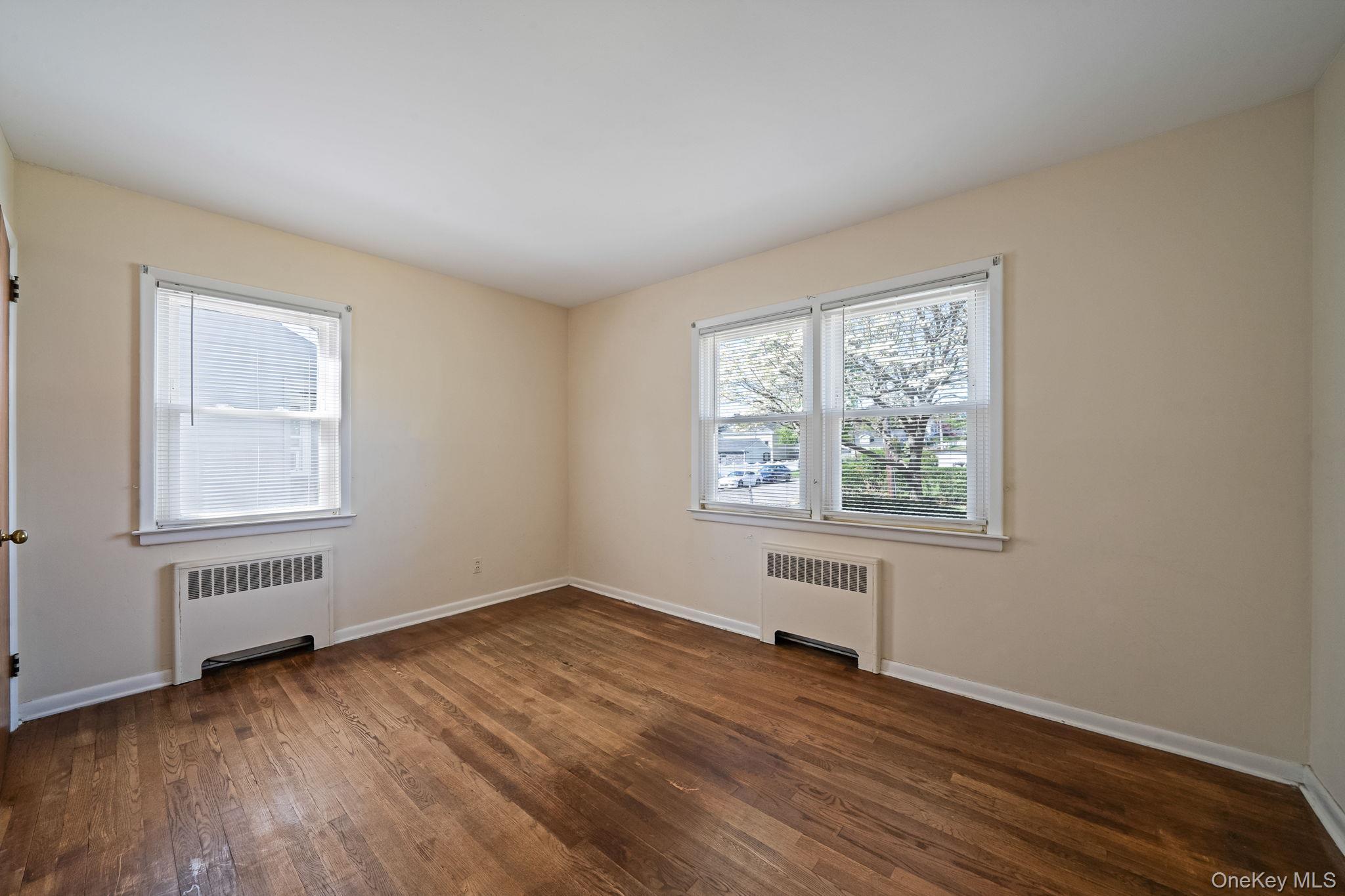 Single Family Miller  Nassau County, NY 11542, MLS-986132-17