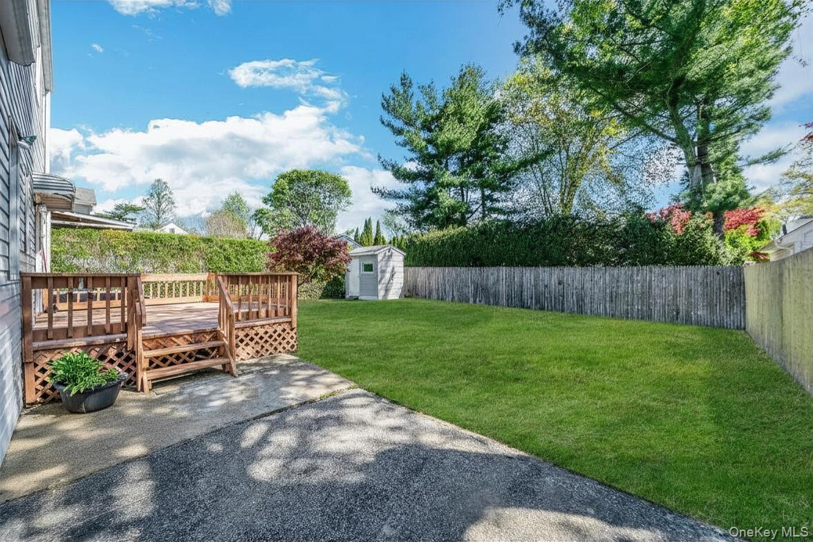 Single Family Miller  Nassau County, NY 11542, MLS-986132-27