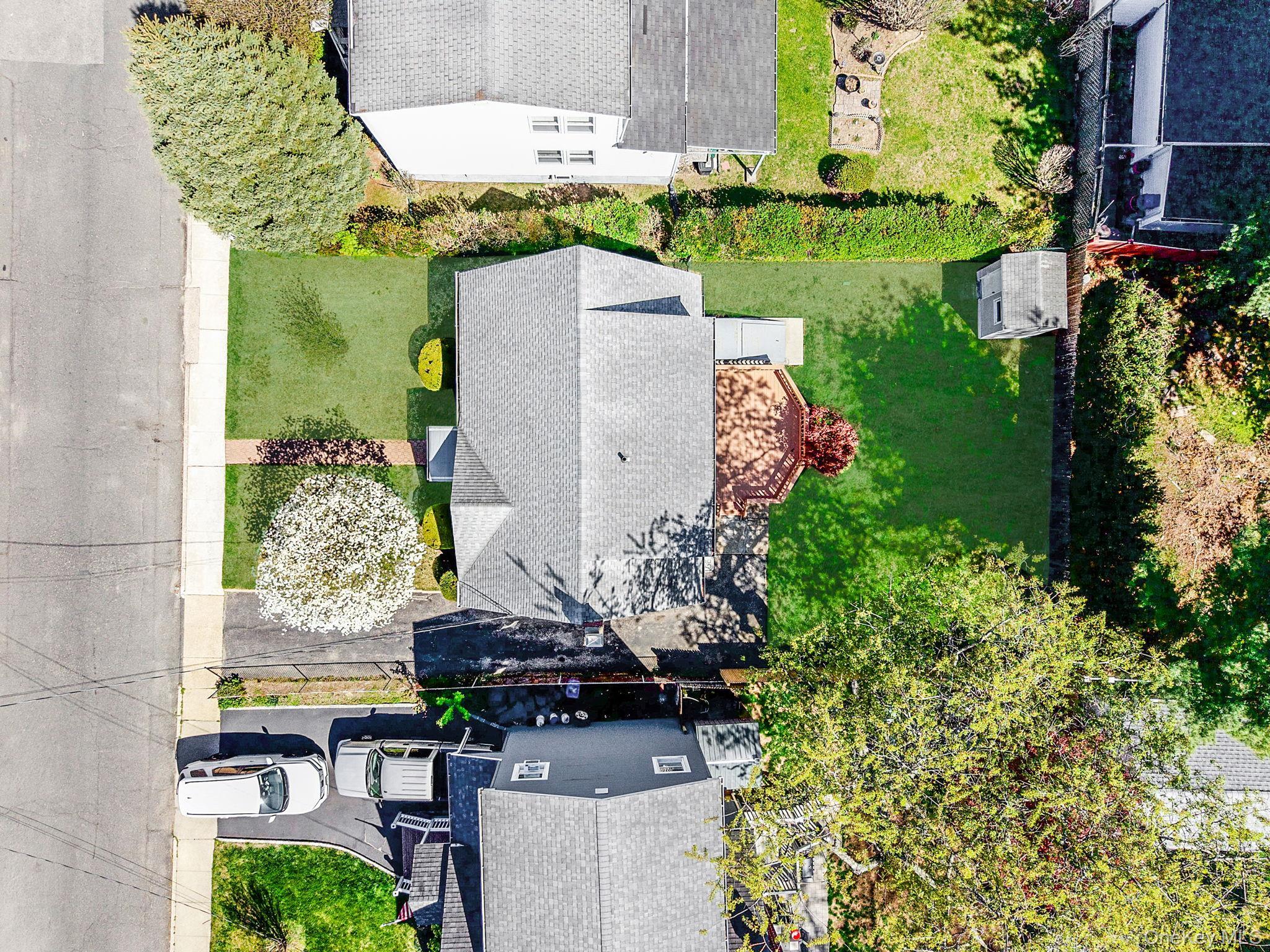 Single Family Miller  Nassau County, NY 11542, MLS-986132-3