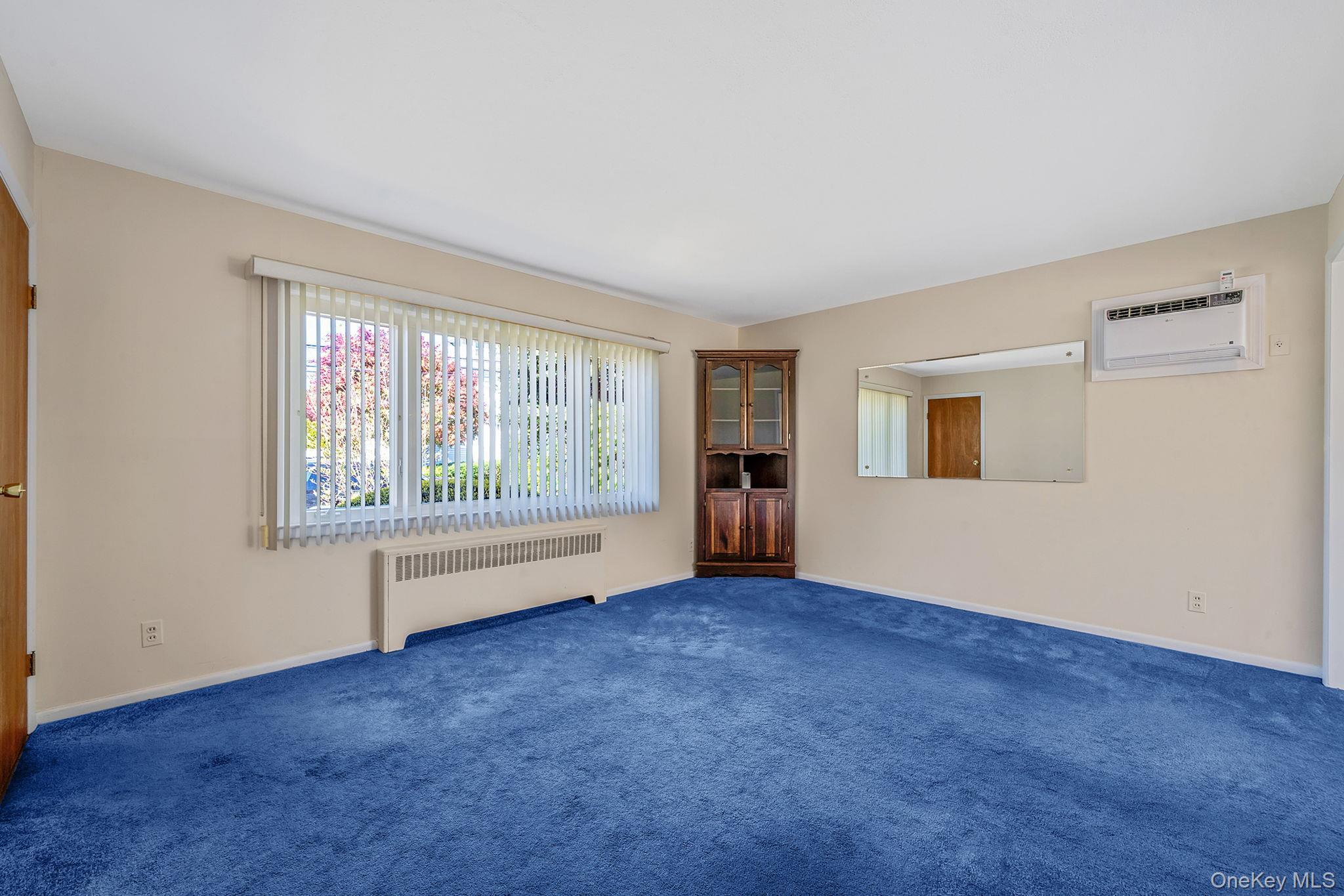 Single Family Miller  Nassau County, NY 11542, MLS-986132-7