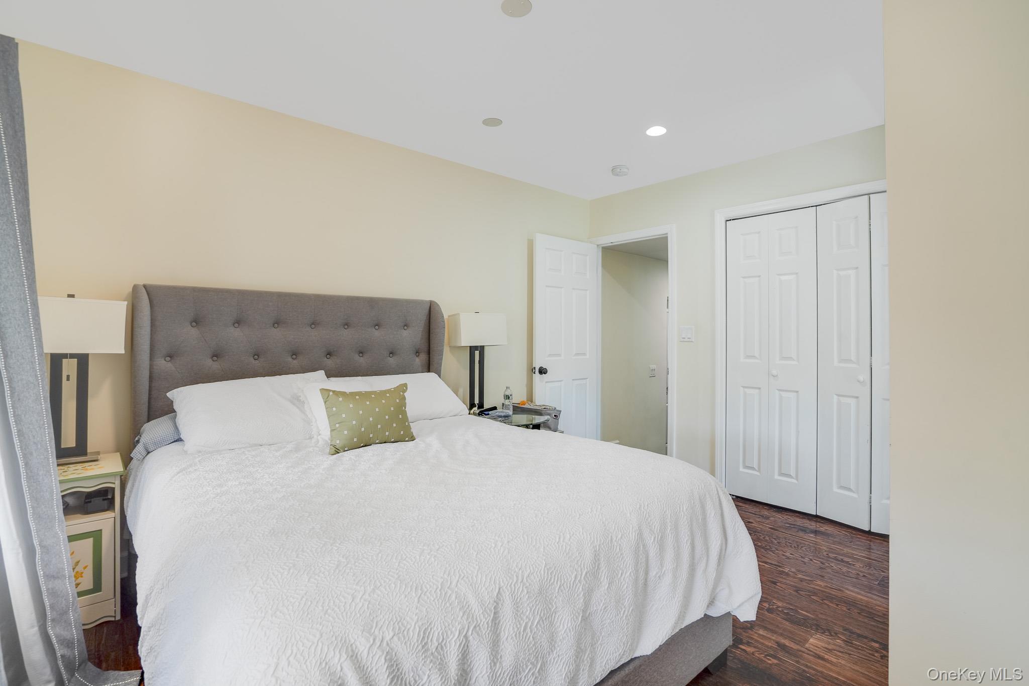 Single Family Meadow Sweet  Westchester County, NY 10567, MLS-986133-16