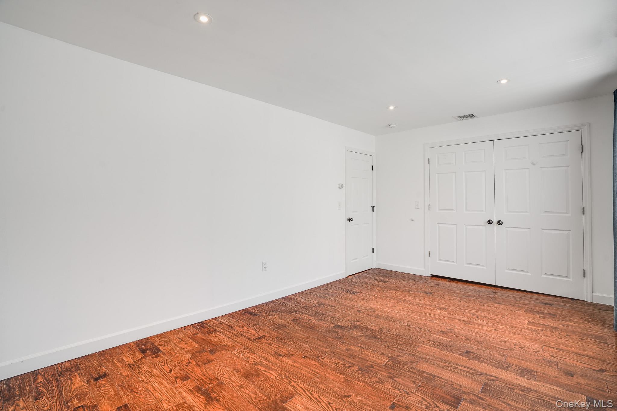 Single Family Meadow Sweet  Westchester County, NY 10567, MLS-986133-19