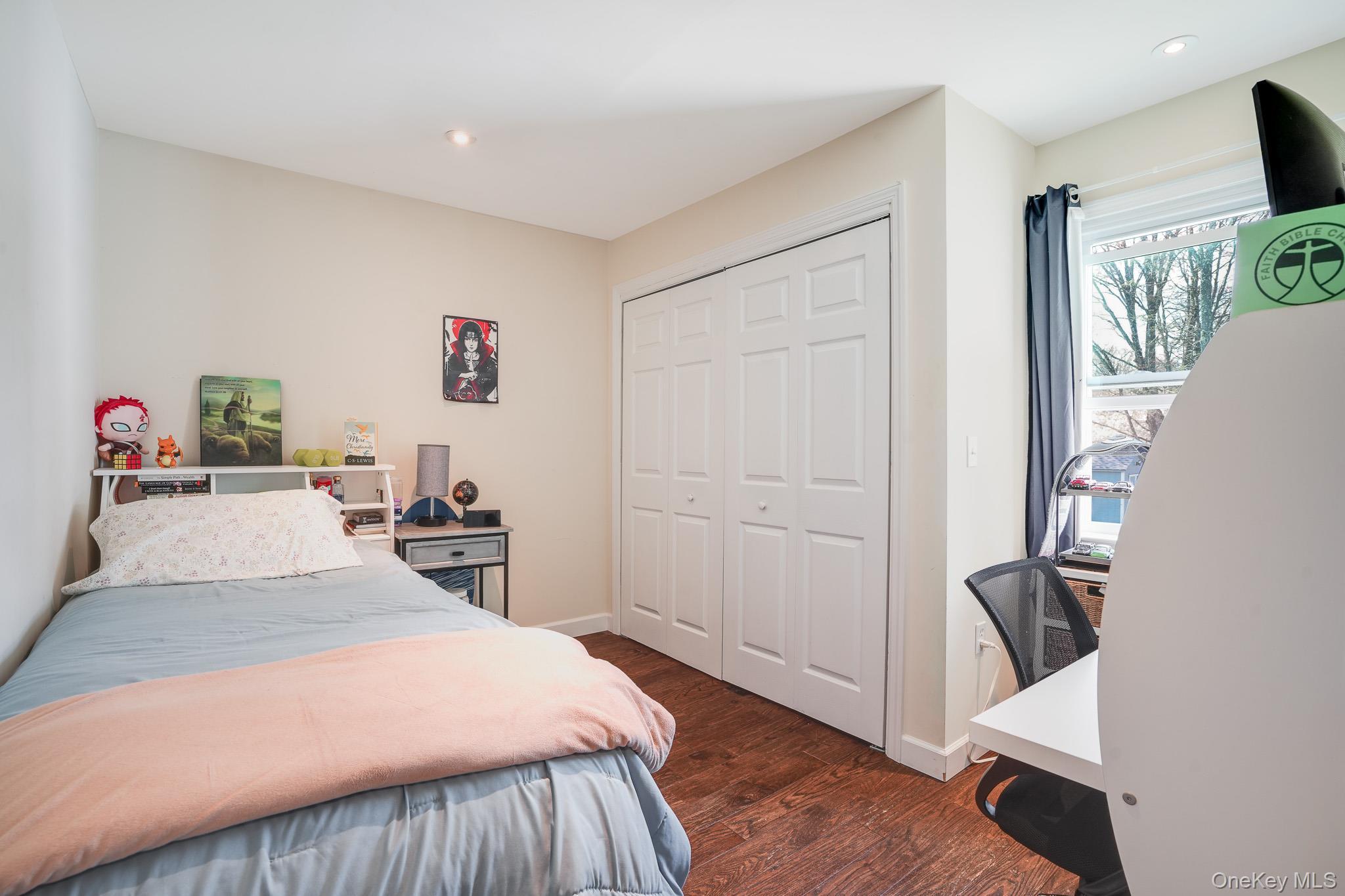 Single Family Meadow Sweet  Westchester County, NY 10567, MLS-986133-20