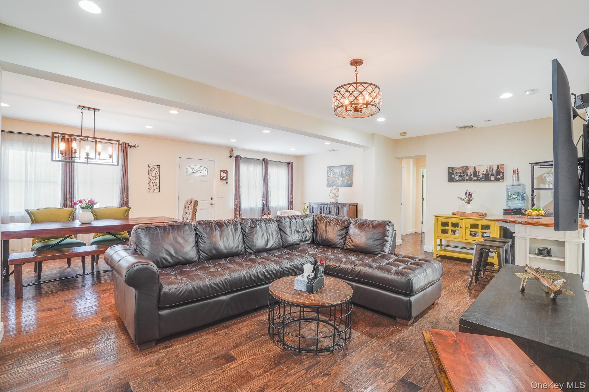 Single Family Meadow Sweet  Westchester County, NY 10567, MLS-986133-7