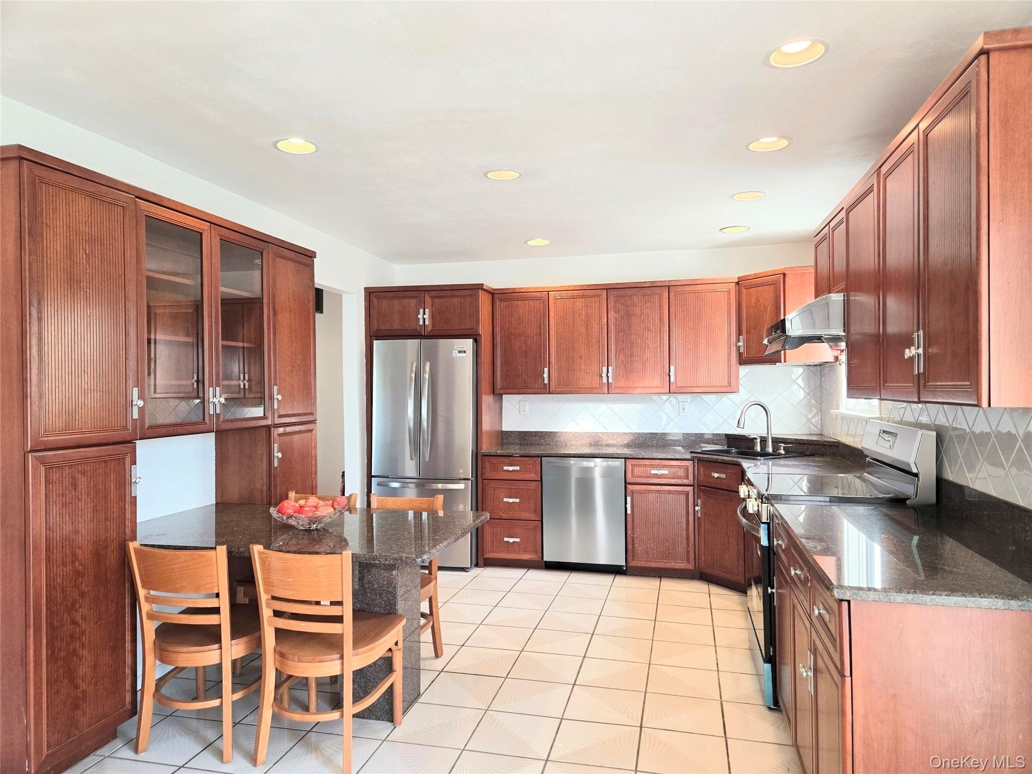 Single Family Farsund  Westchester County, NY 10598, MLS-986146-4