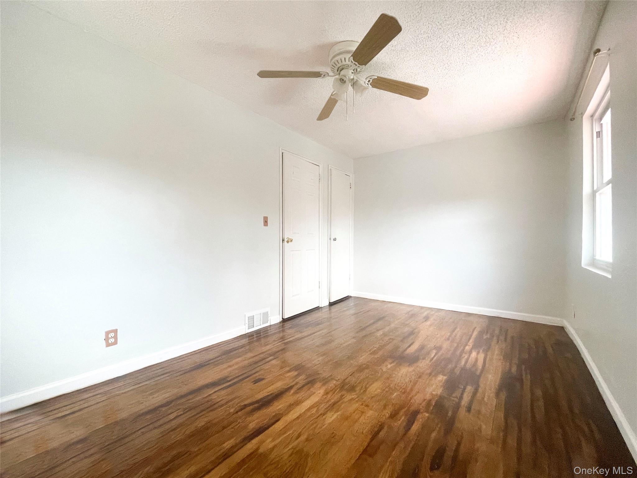 Single Family 223rd  Bronx, NY 10466, MLS-986152-19