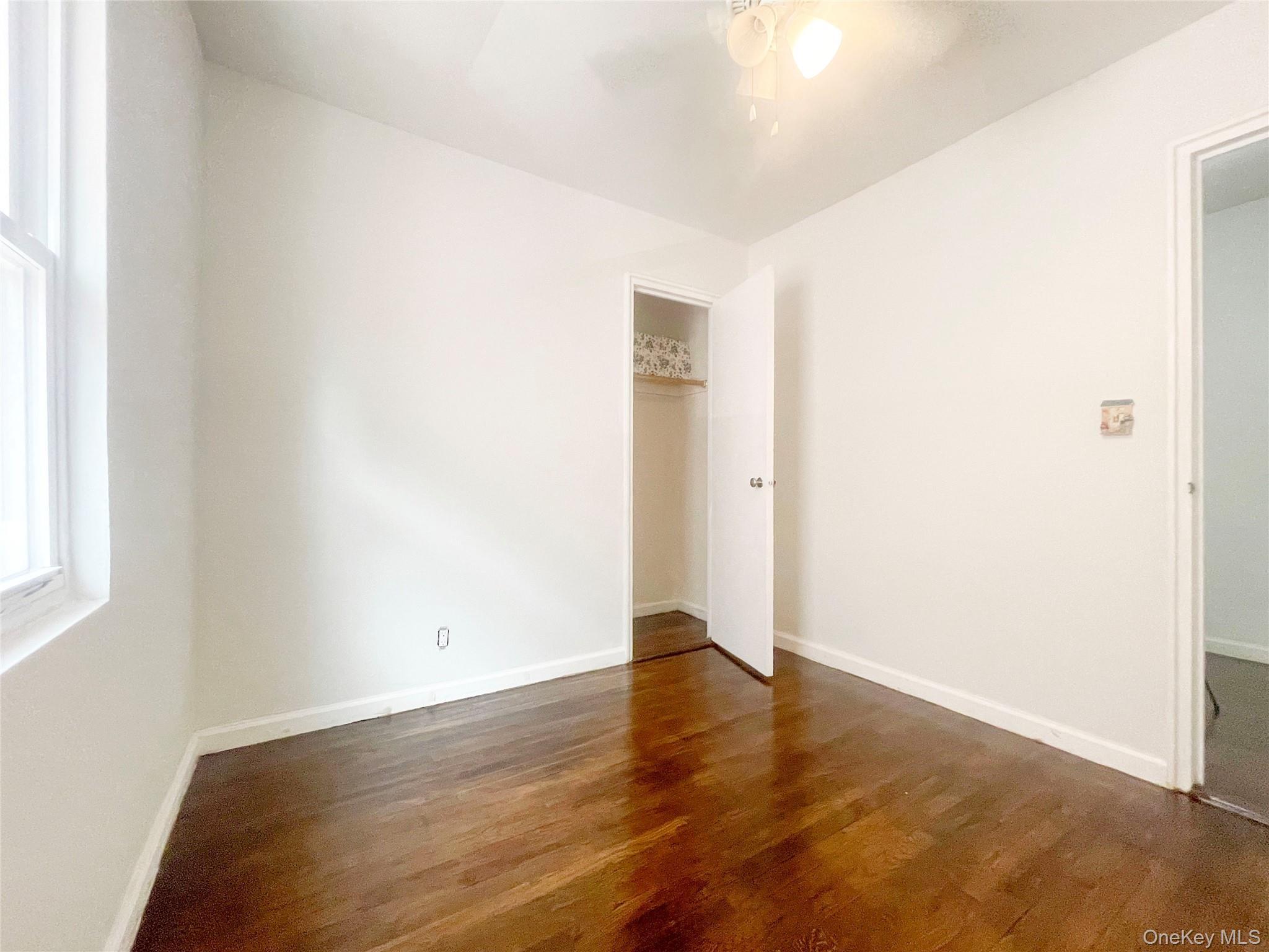 Single Family 223rd  Bronx, NY 10466, MLS-986152-22