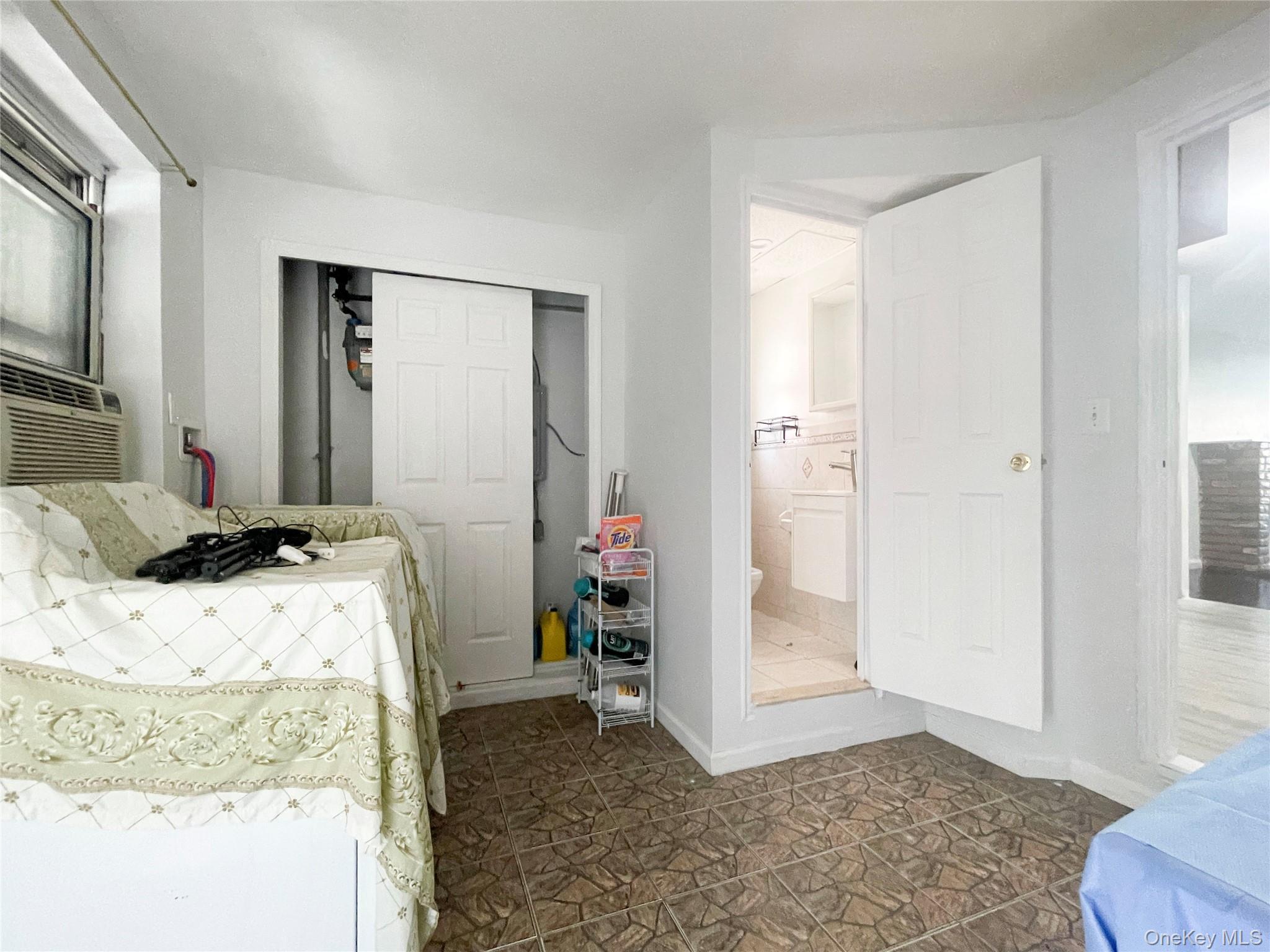 Single Family 223rd  Bronx, NY 10466, MLS-986152-30