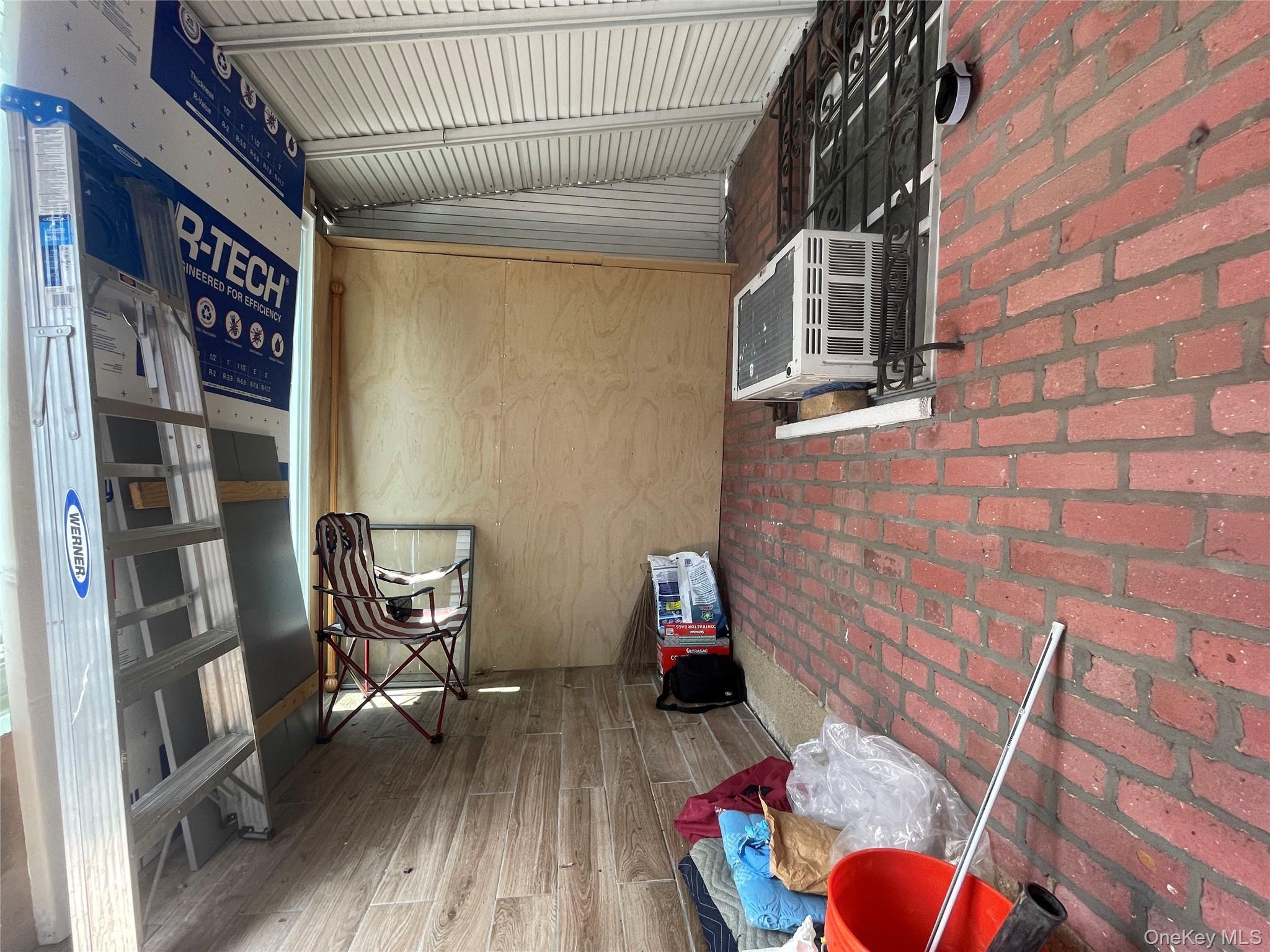 Single Family 223rd  Bronx, NY 10466, MLS-986152-32