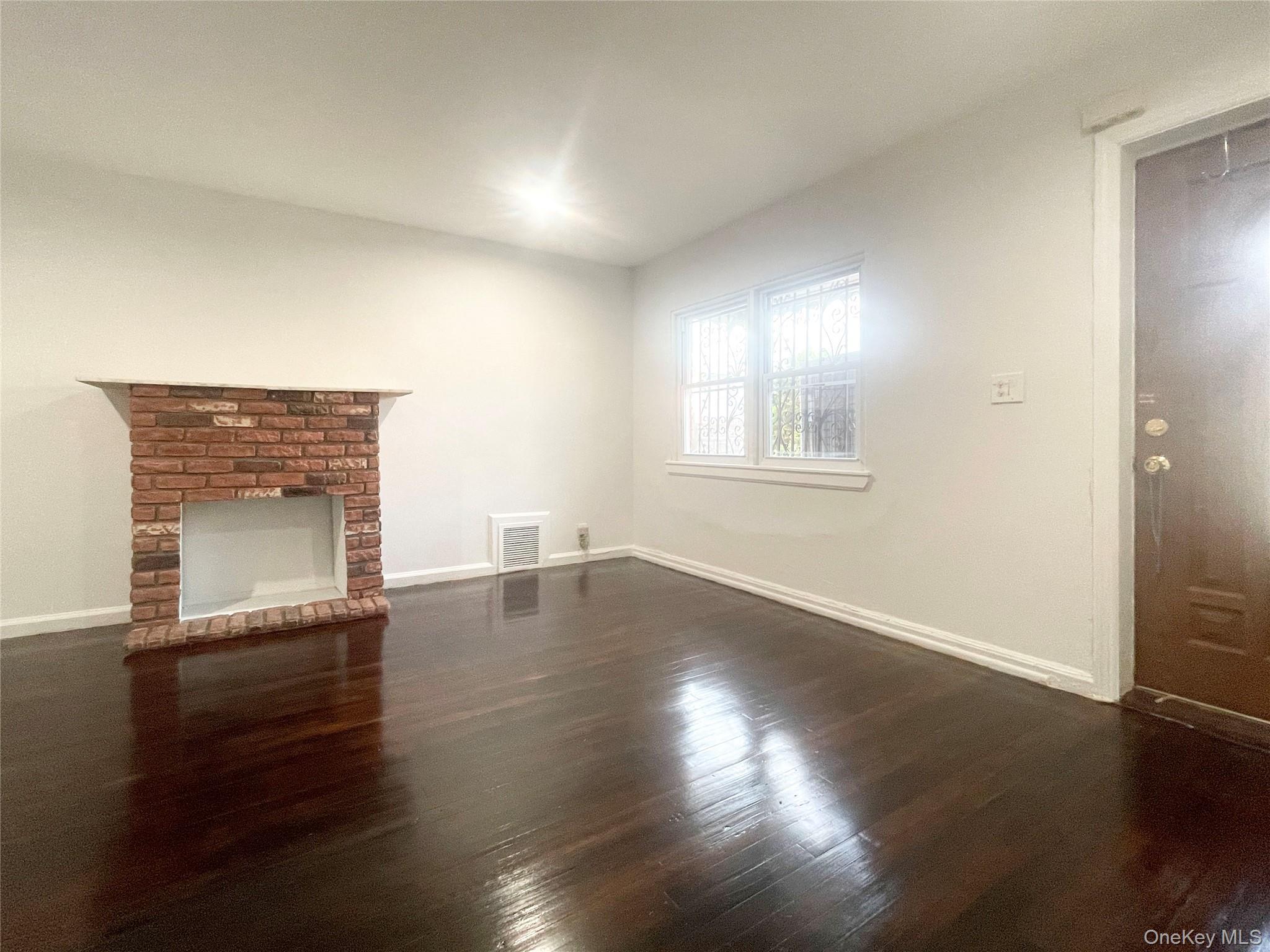 Single Family 223rd  Bronx, NY 10466, MLS-986152-7