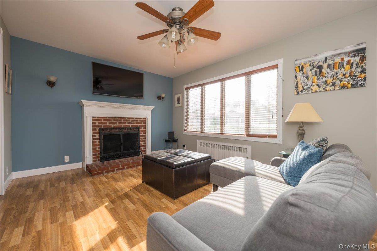 Single Family Melrose  Nassau County, NY 11563, MLS-986155-2