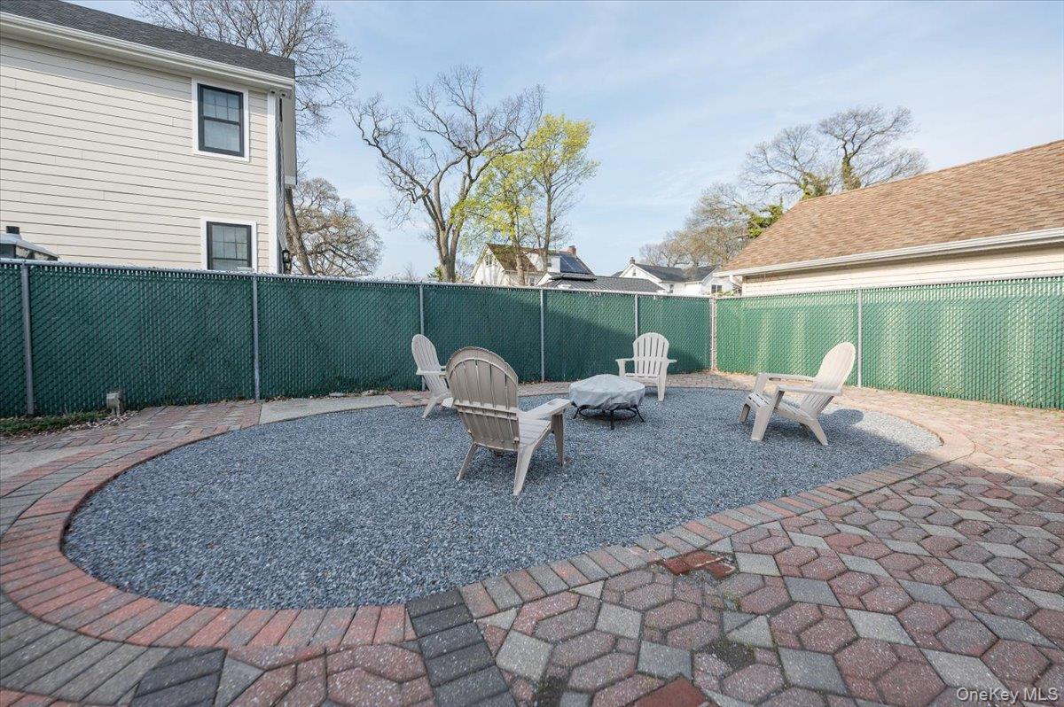 Single Family Melrose  Nassau County, NY 11563, MLS-986155-22