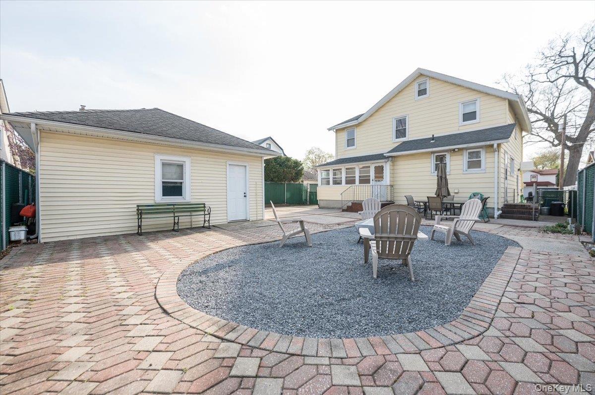 Single Family Melrose  Nassau County, NY 11563, MLS-986155-23