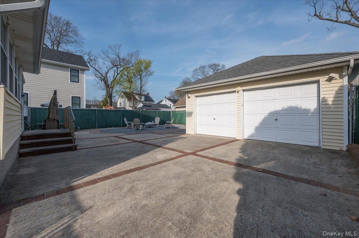 Single Family Melrose  Nassau County, NY 11563, MLS-986155-26